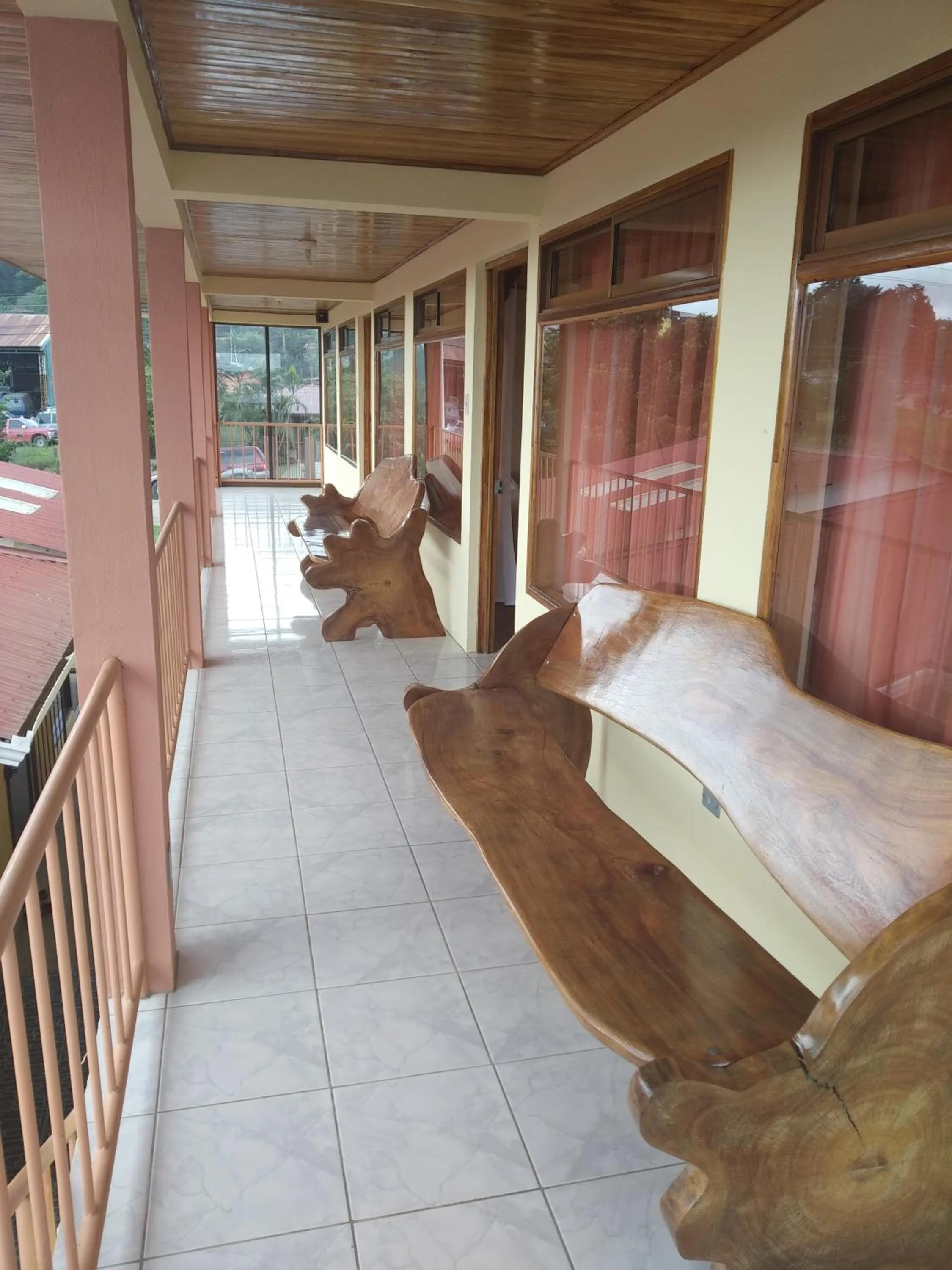 Patio in Hotel La Puesta Del Sol B&B