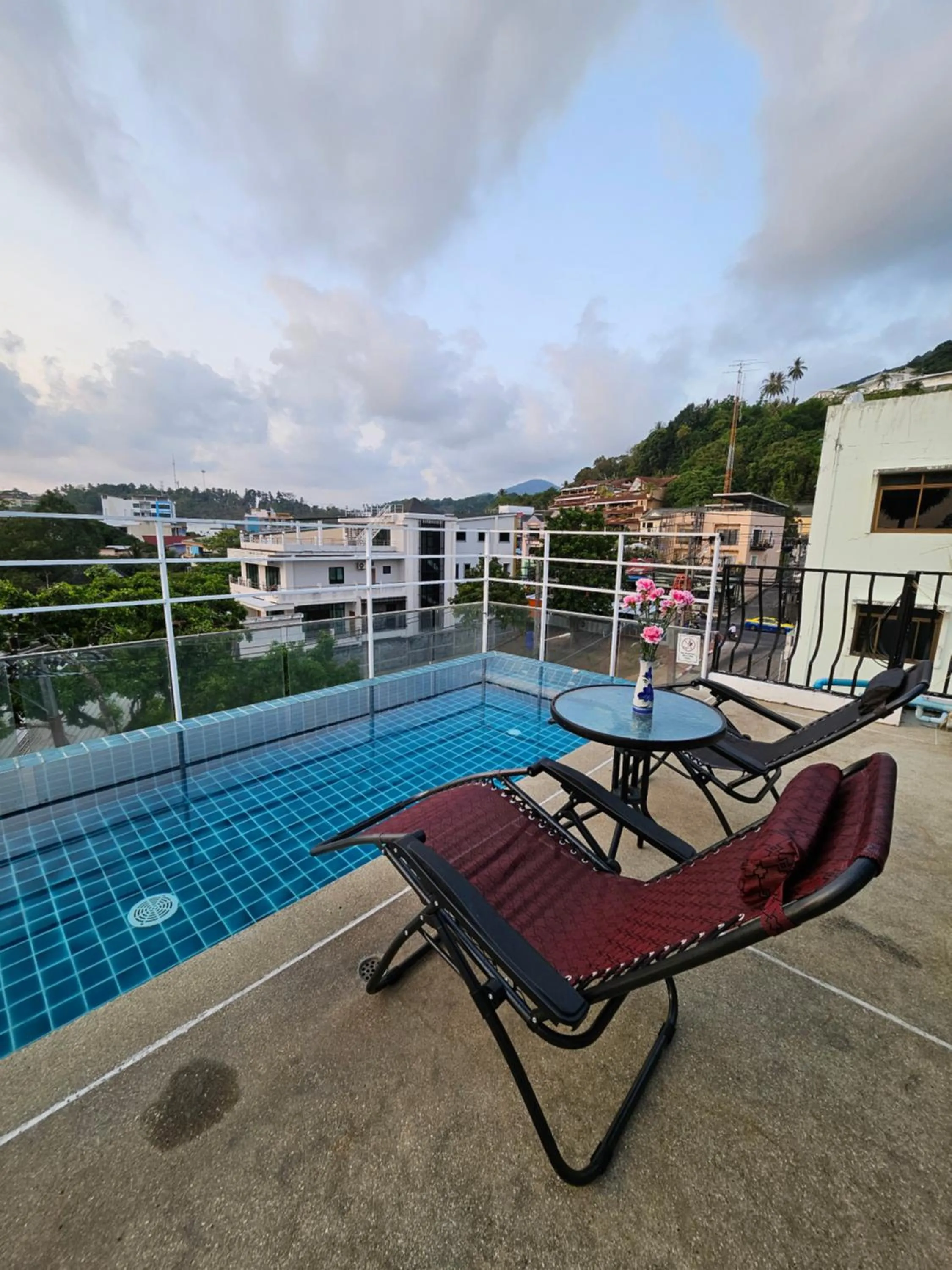Swimming pool in La Xenia Hotel Kata Beach