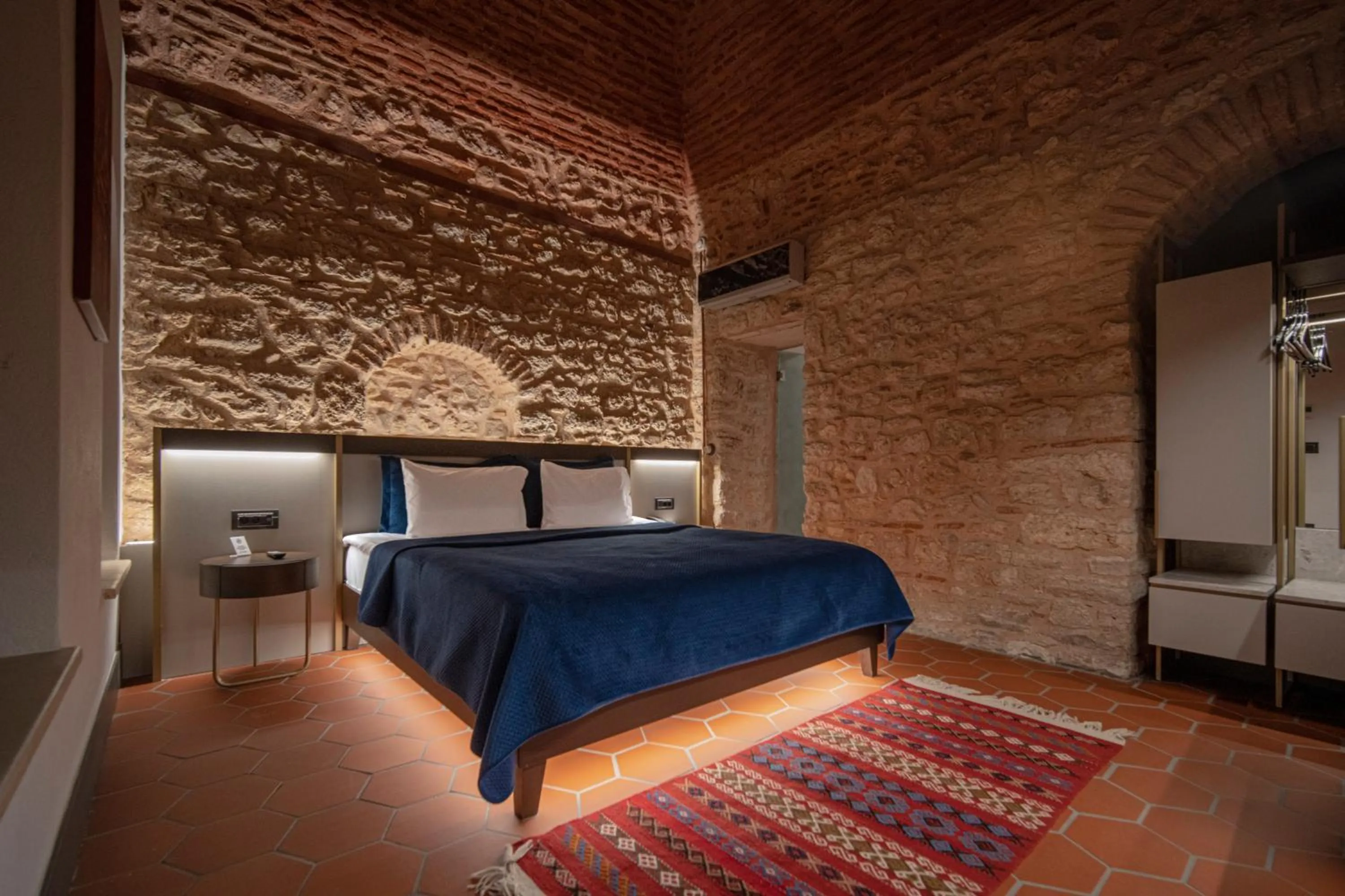 Photo of the whole room, Bed in Han 1772 Hotel