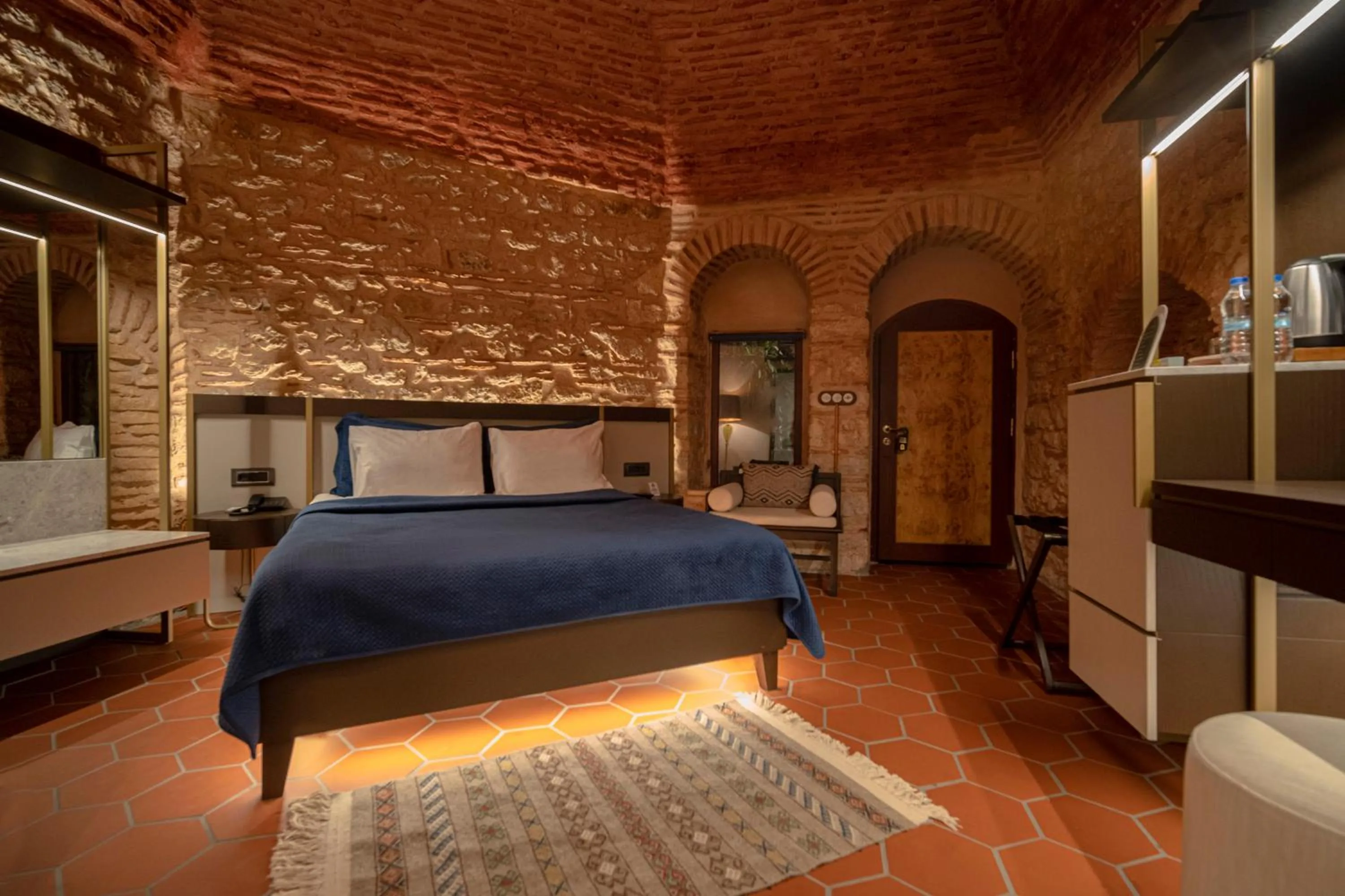 Bed in Han 1772 Hotel