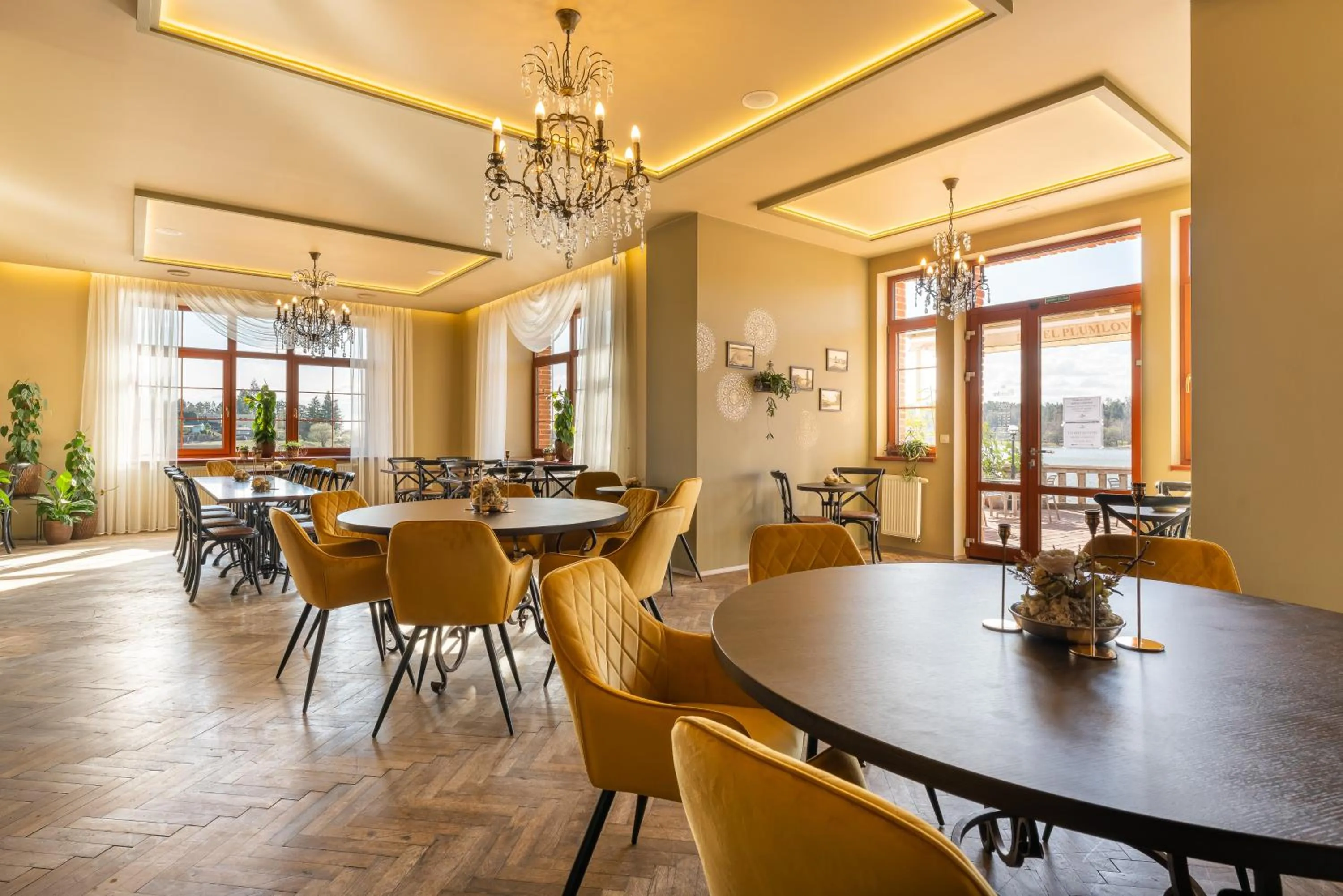 Restaurant/places to eat in Hotel Plumlov