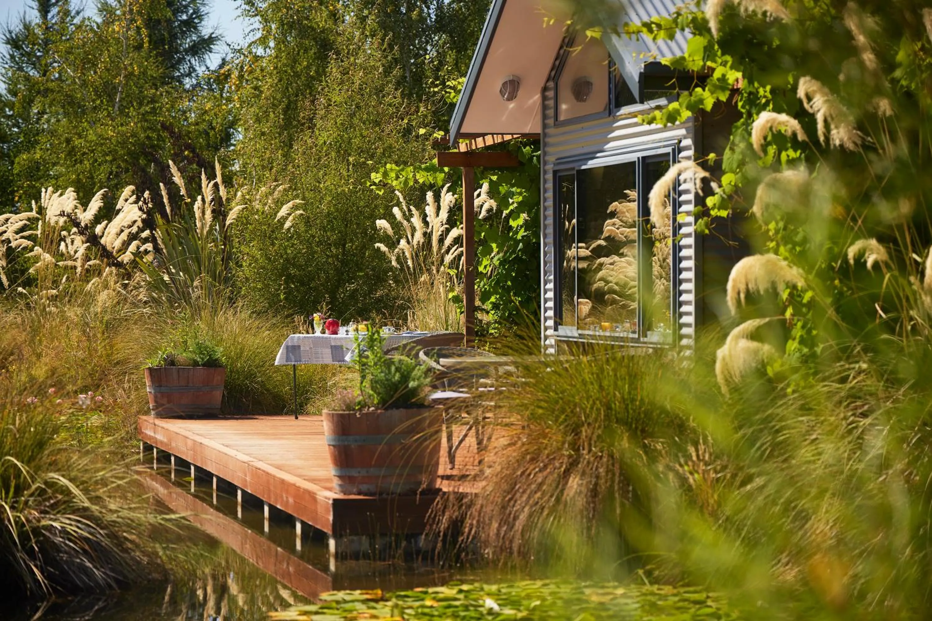 Property building in Matuka Lodge