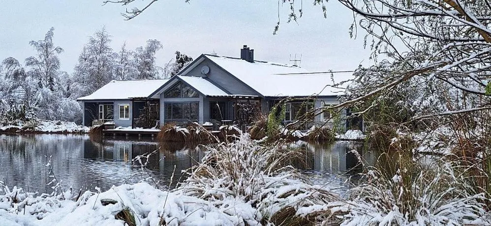 Property building in Matuka Lodge