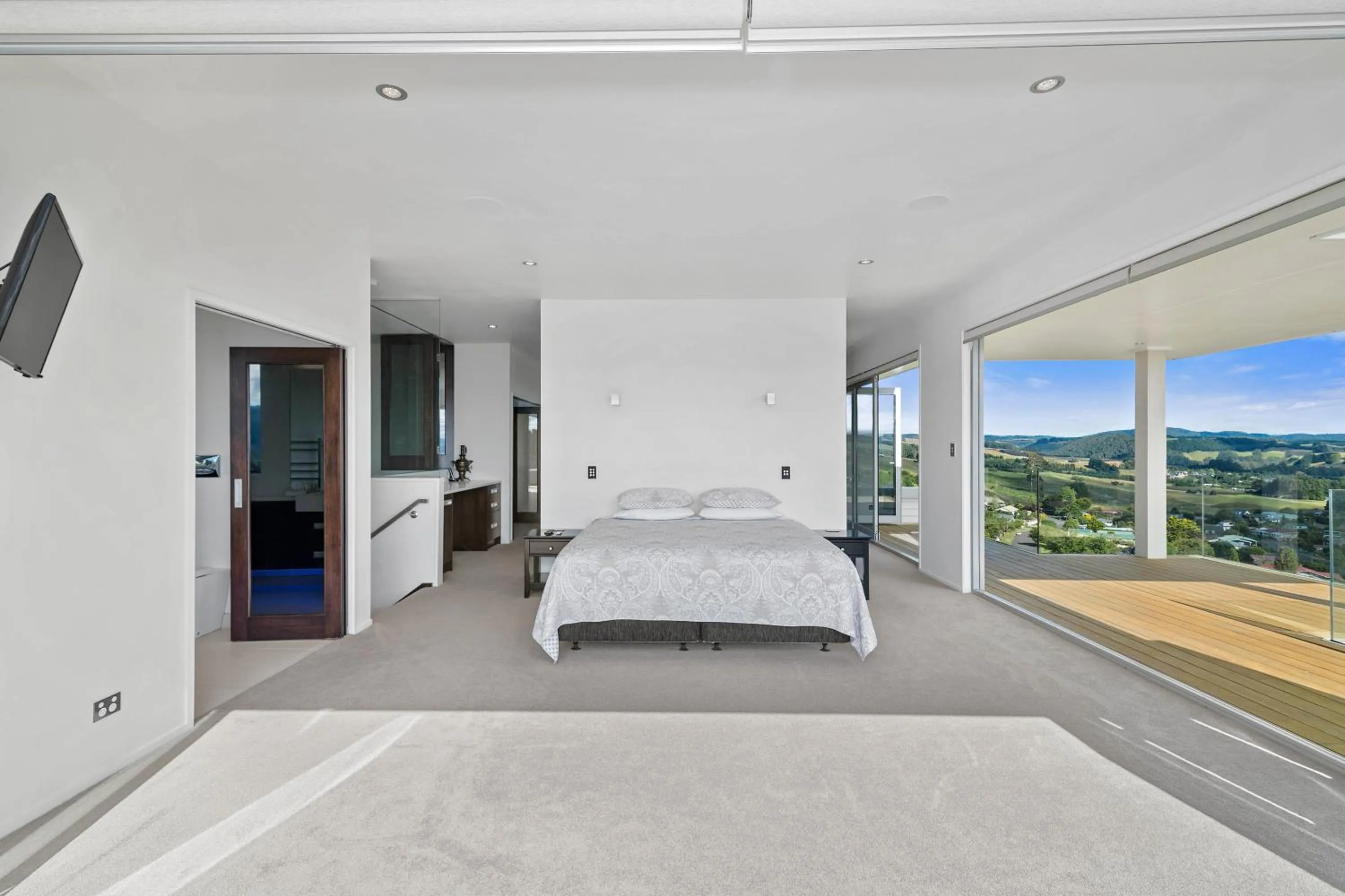 Bedroom, Bed in Tihi Retreat