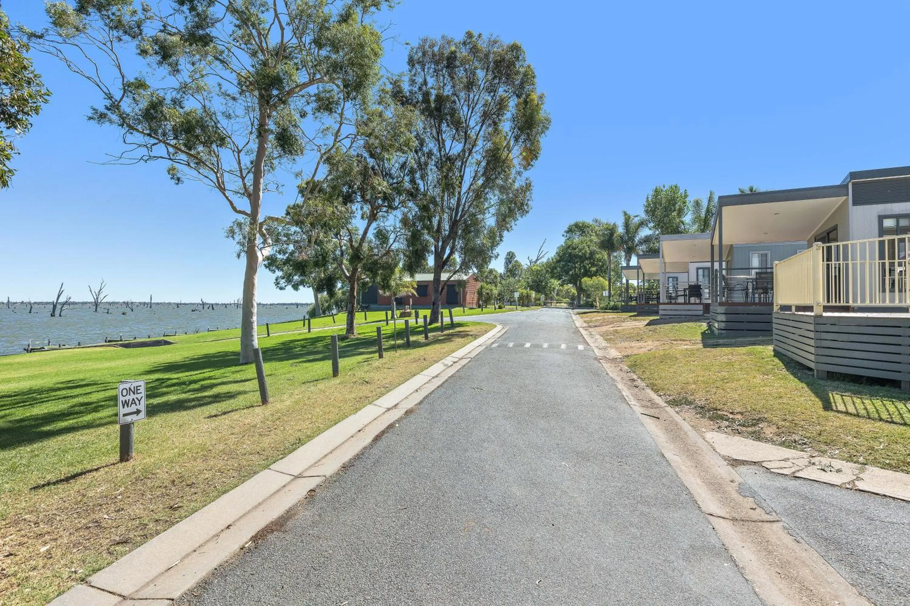 Natural landscape in Tasman Holiday Parks - Lake Mulwala