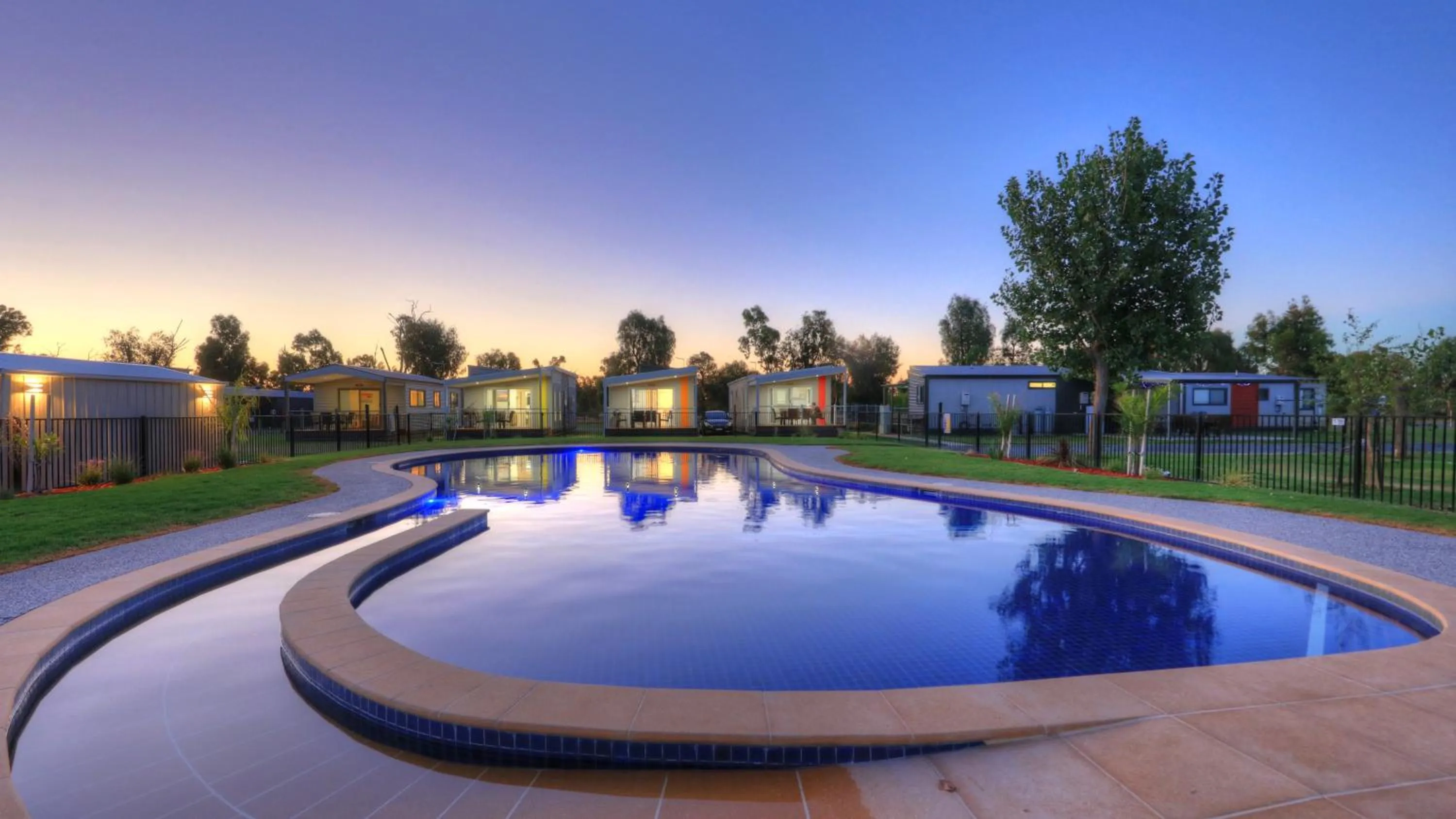Pool view in Tasman Holiday Parks - Lake Mulwala