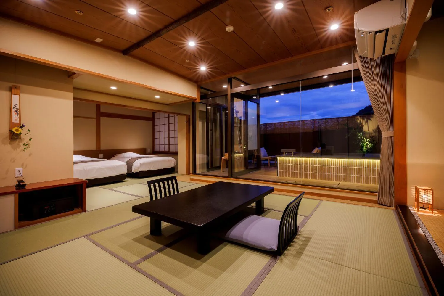 View (from property/room), Bed in Takinoyu Hotel