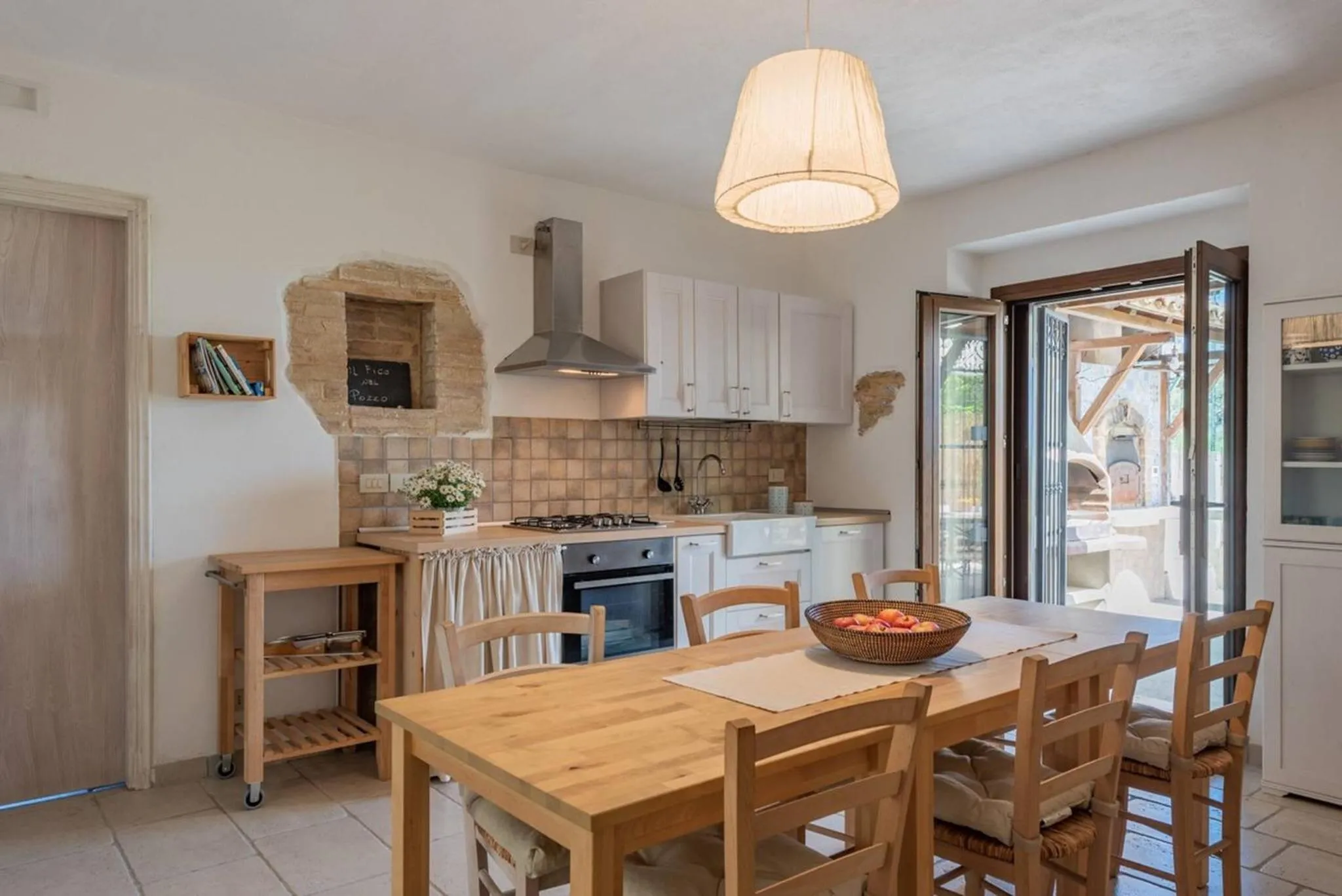 Kitchen or kitchenette in Il fico nel Pozzo - YourPlace Abruzzo