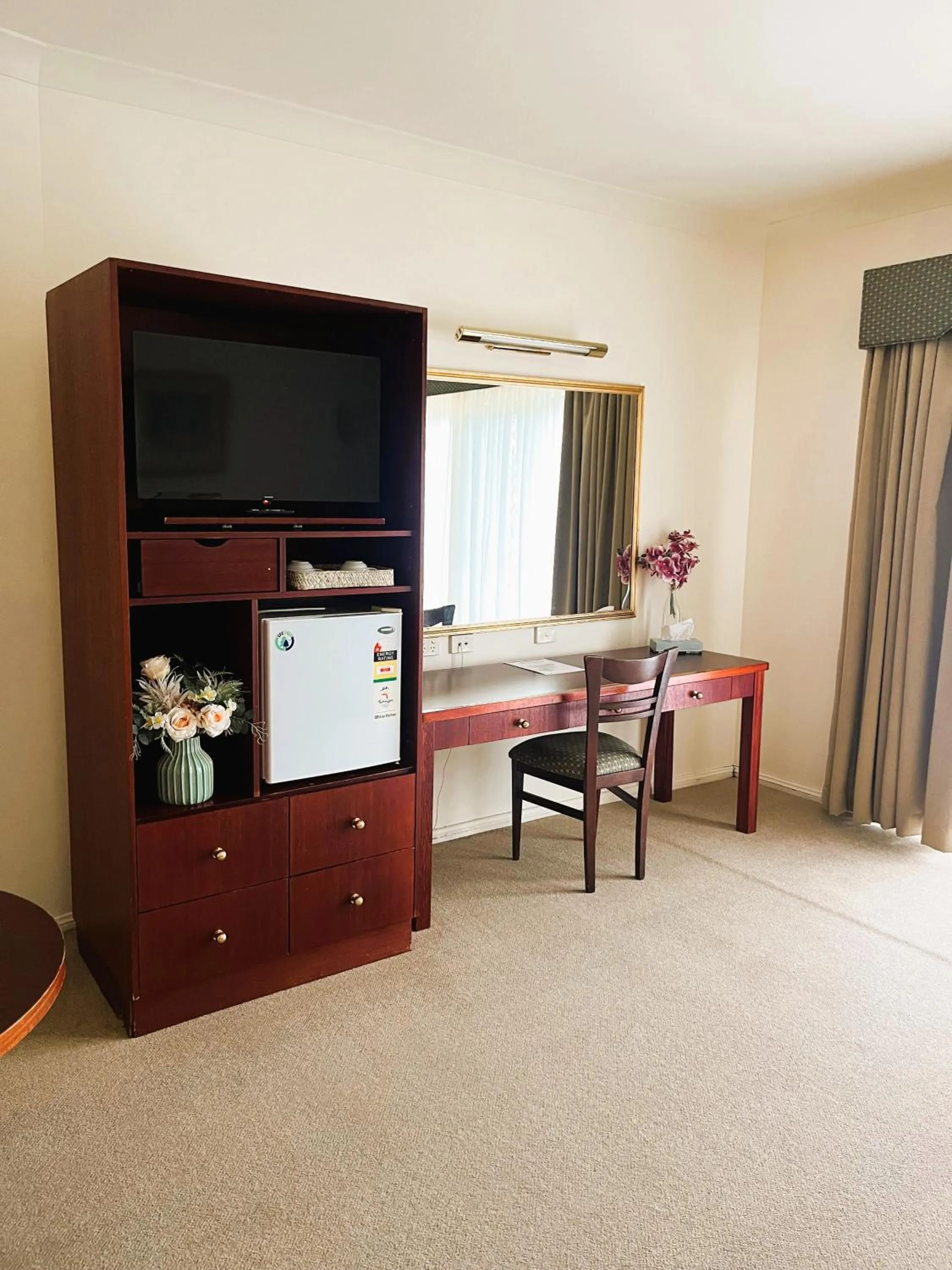 Photo of the whole room in Turners Vineyard Motel