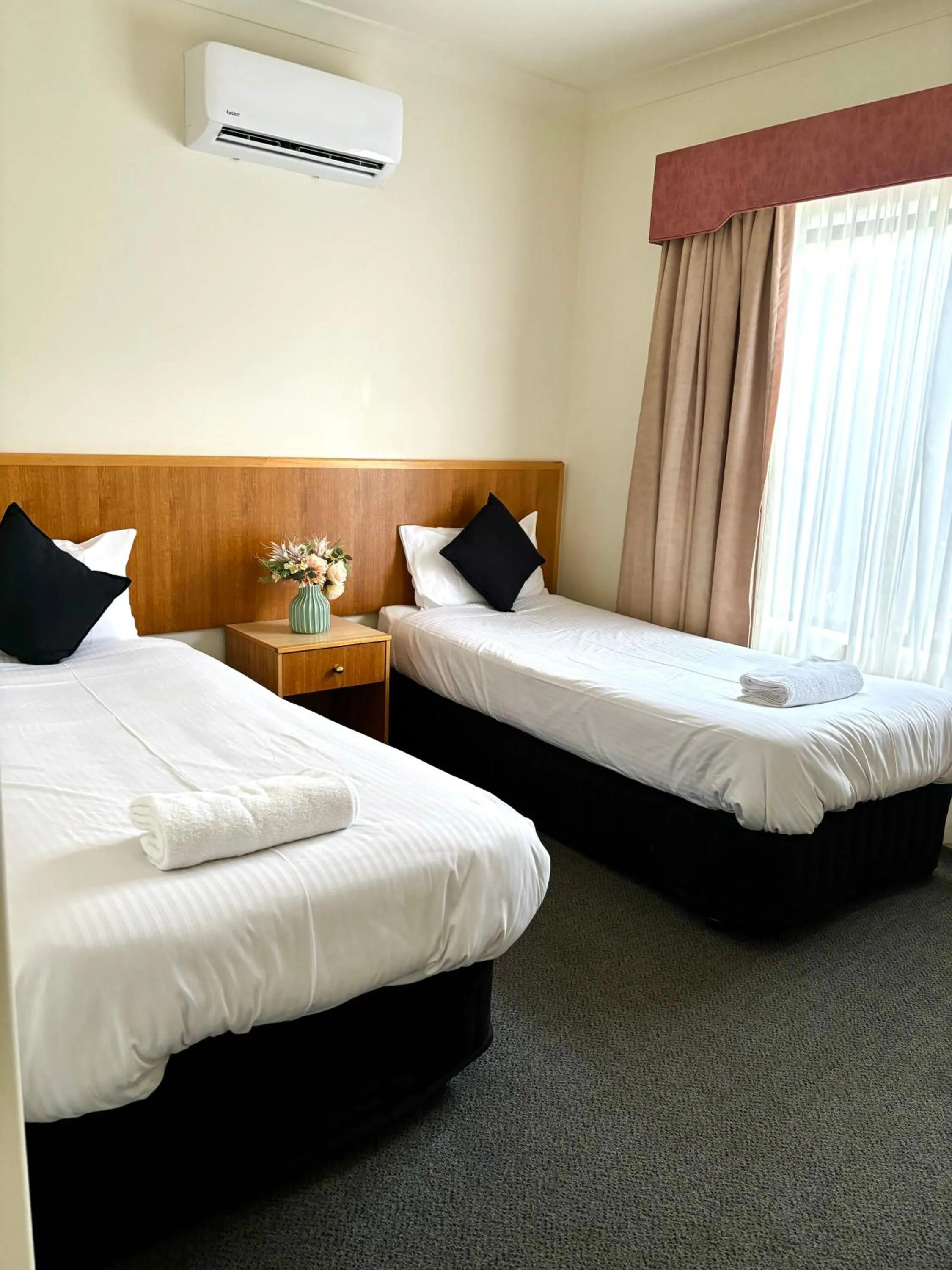 Bedroom, Bed in Turners Vineyard Motel