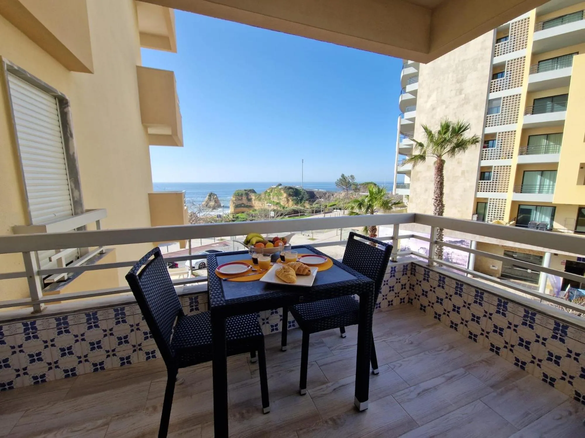 Property building in Modern flat with sea view and direct beach access
