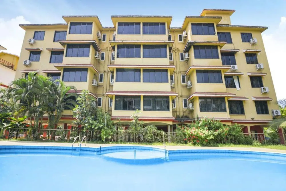 Swimming pool in YoYo Goa, The Apartment Hotel