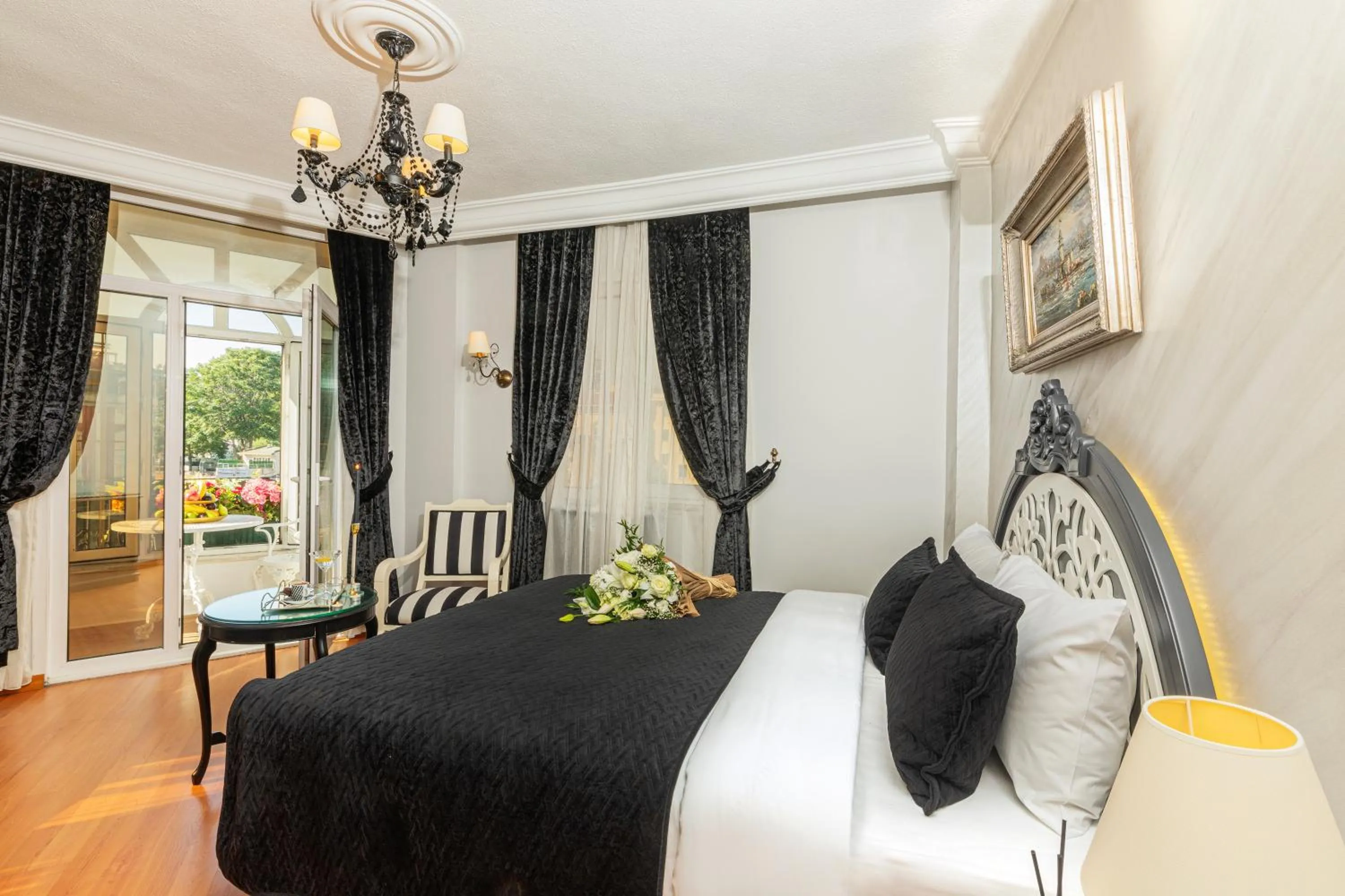 Bed in Hotel Ipek Palas