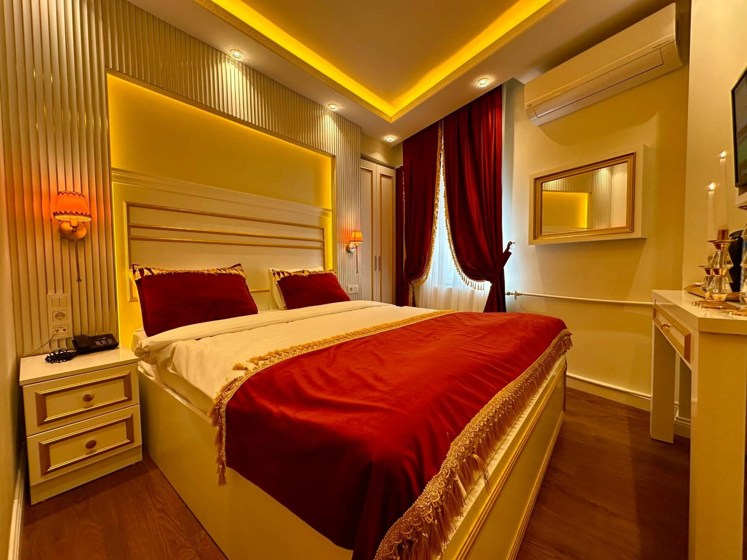 Bedroom, Bed in Ayasofya Hotel - Special Class