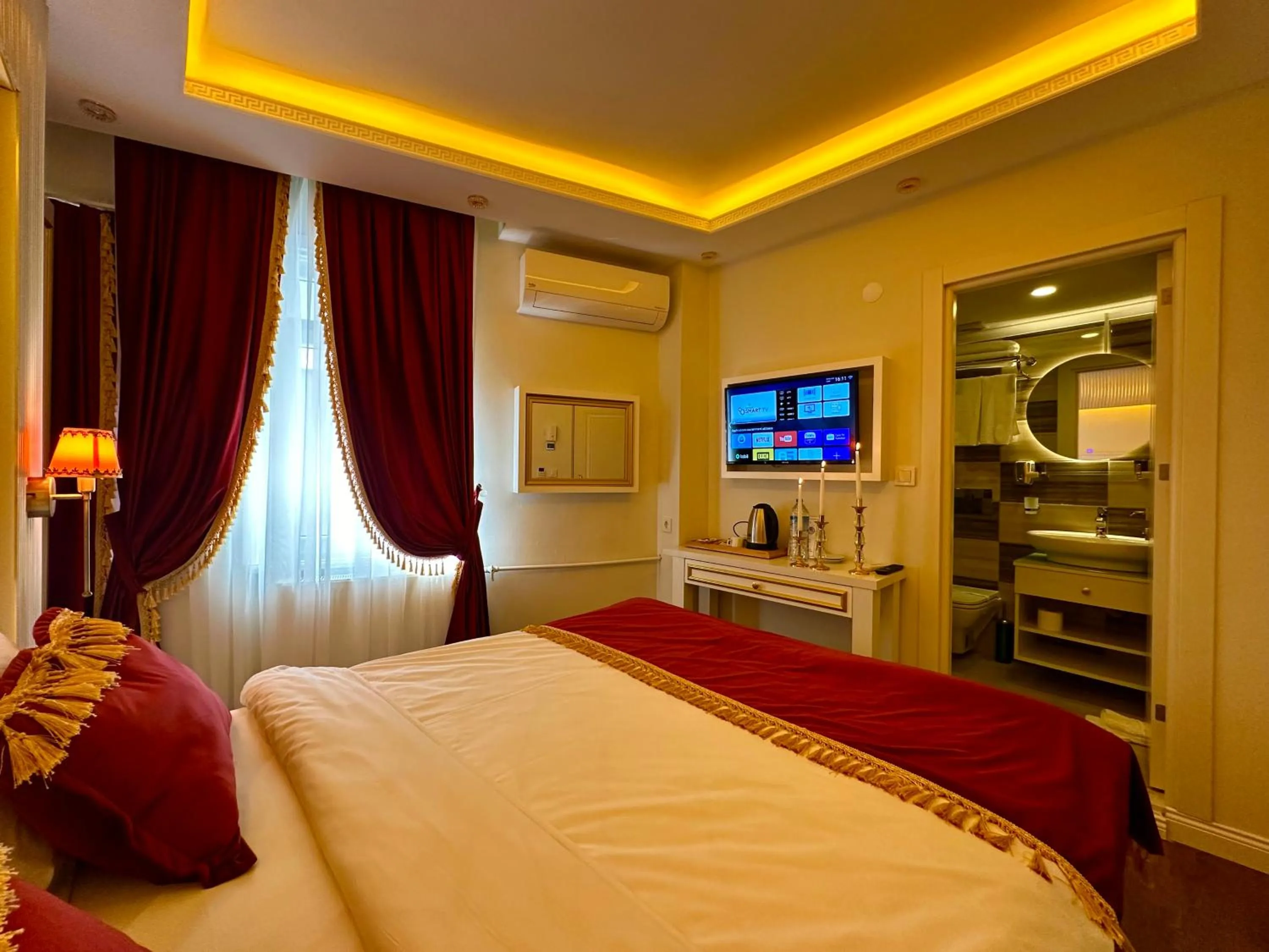 Bedroom, Bed in Ayasofya Hotel - Special Class