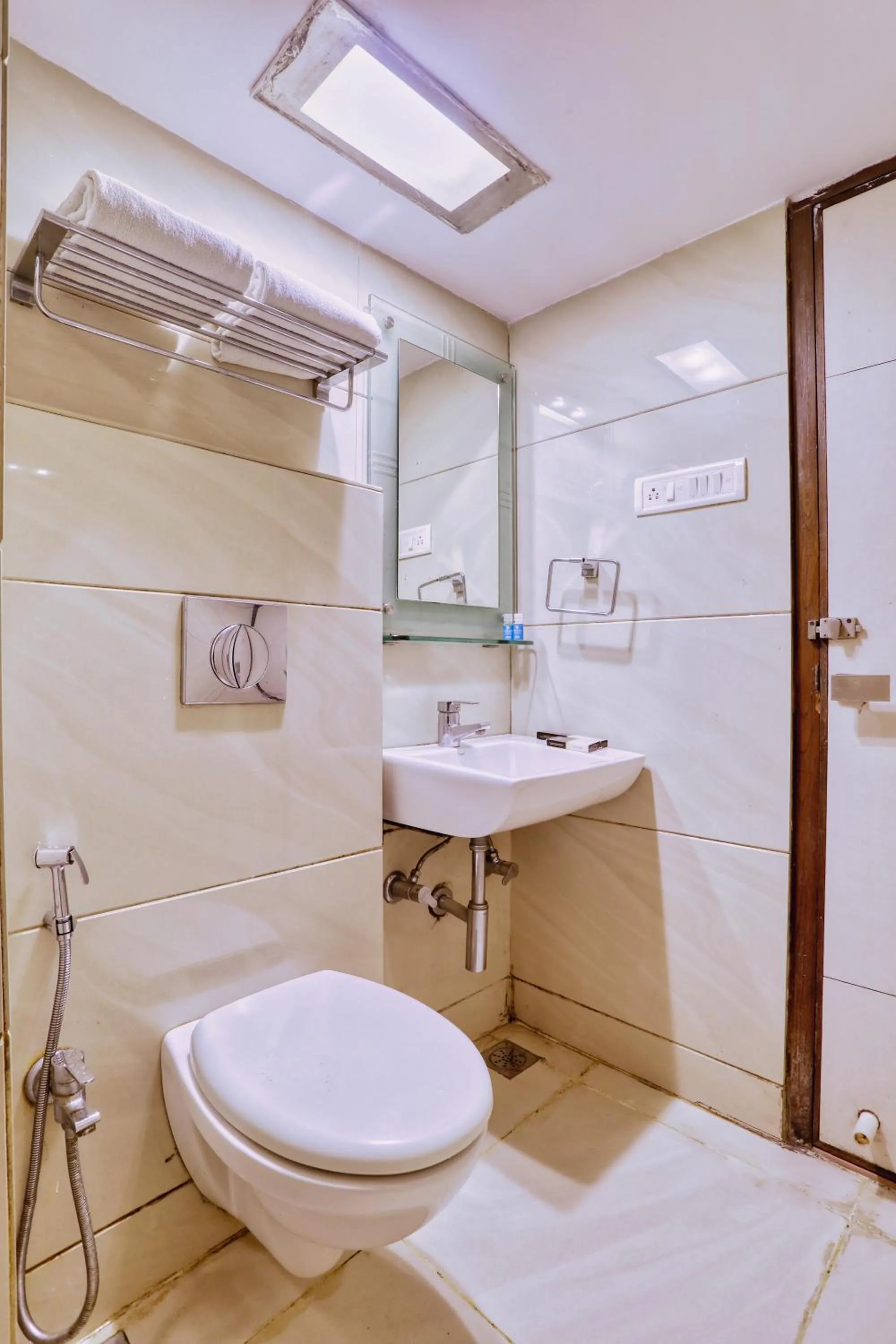 Shower in Hotel Amrit Residency