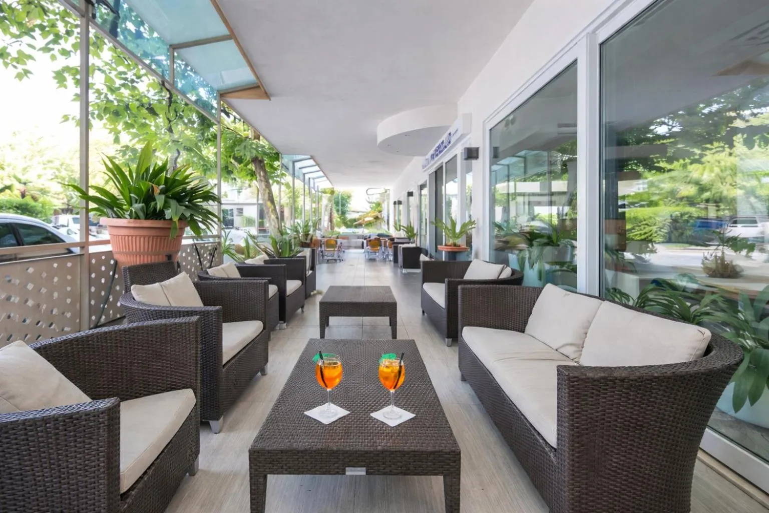 Patio in Hotel Marebello