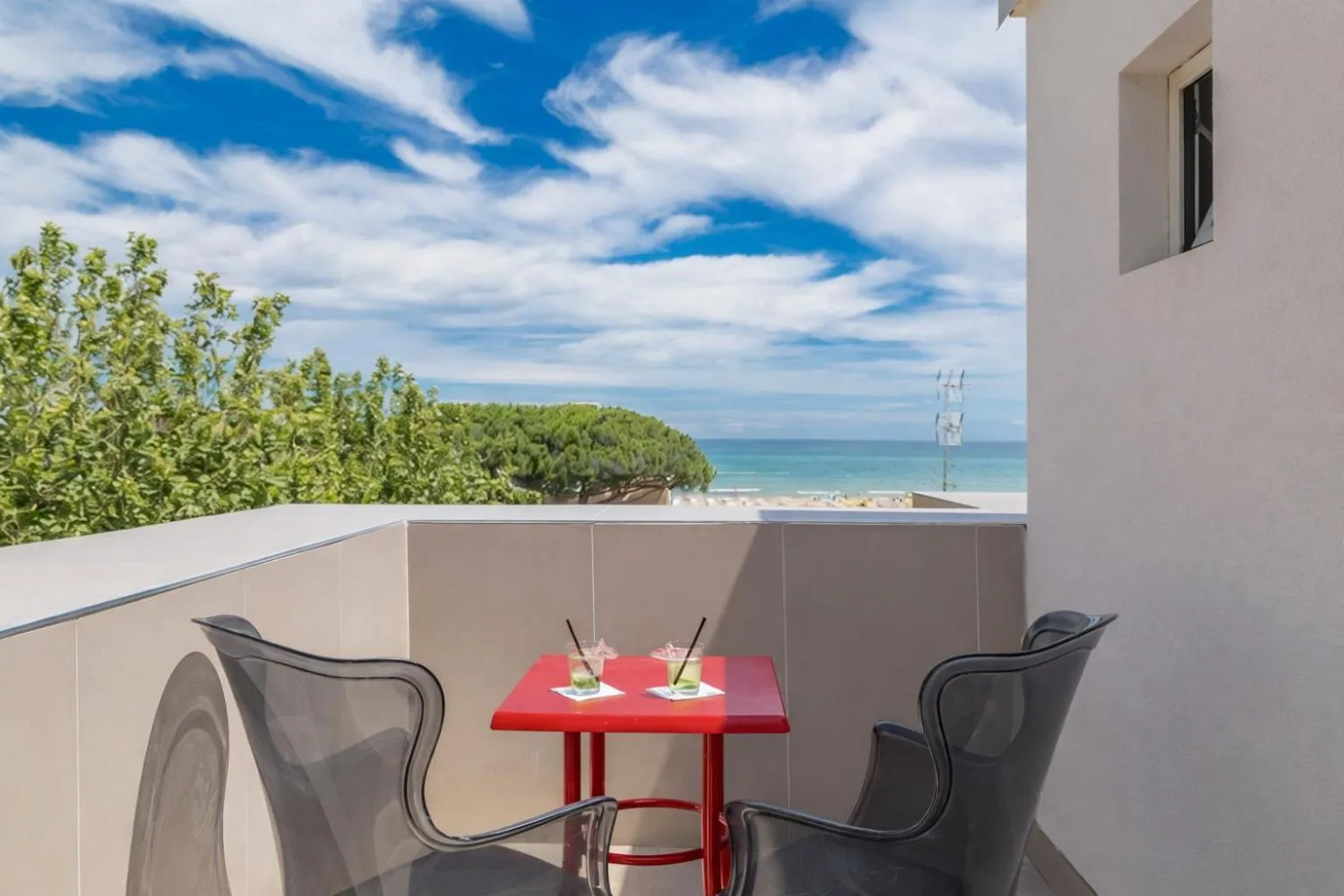 Patio in Hotel Marebello