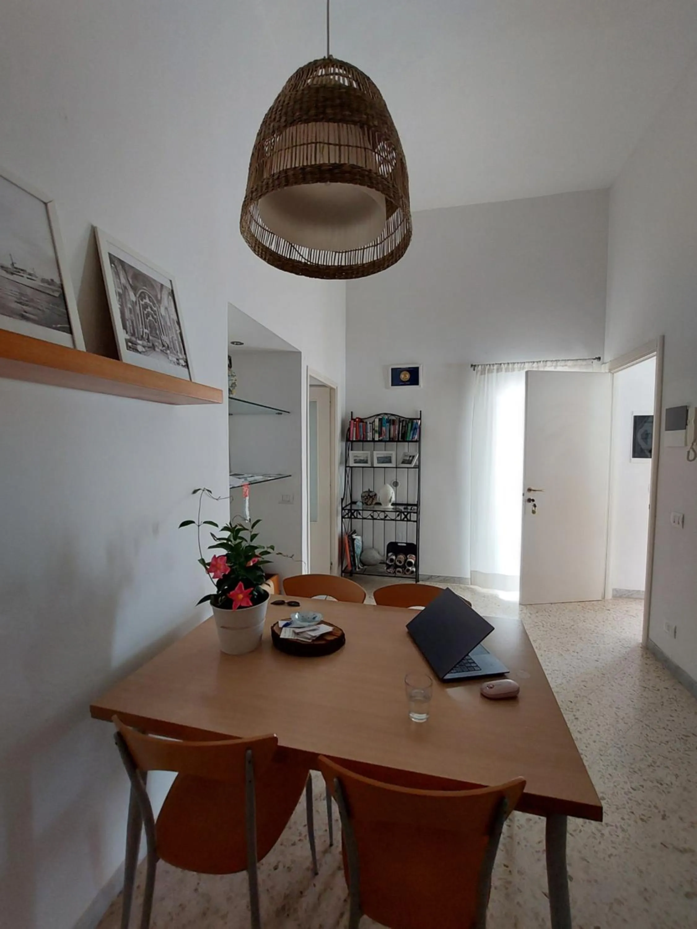 Dining area in Sea and Tradition b&b