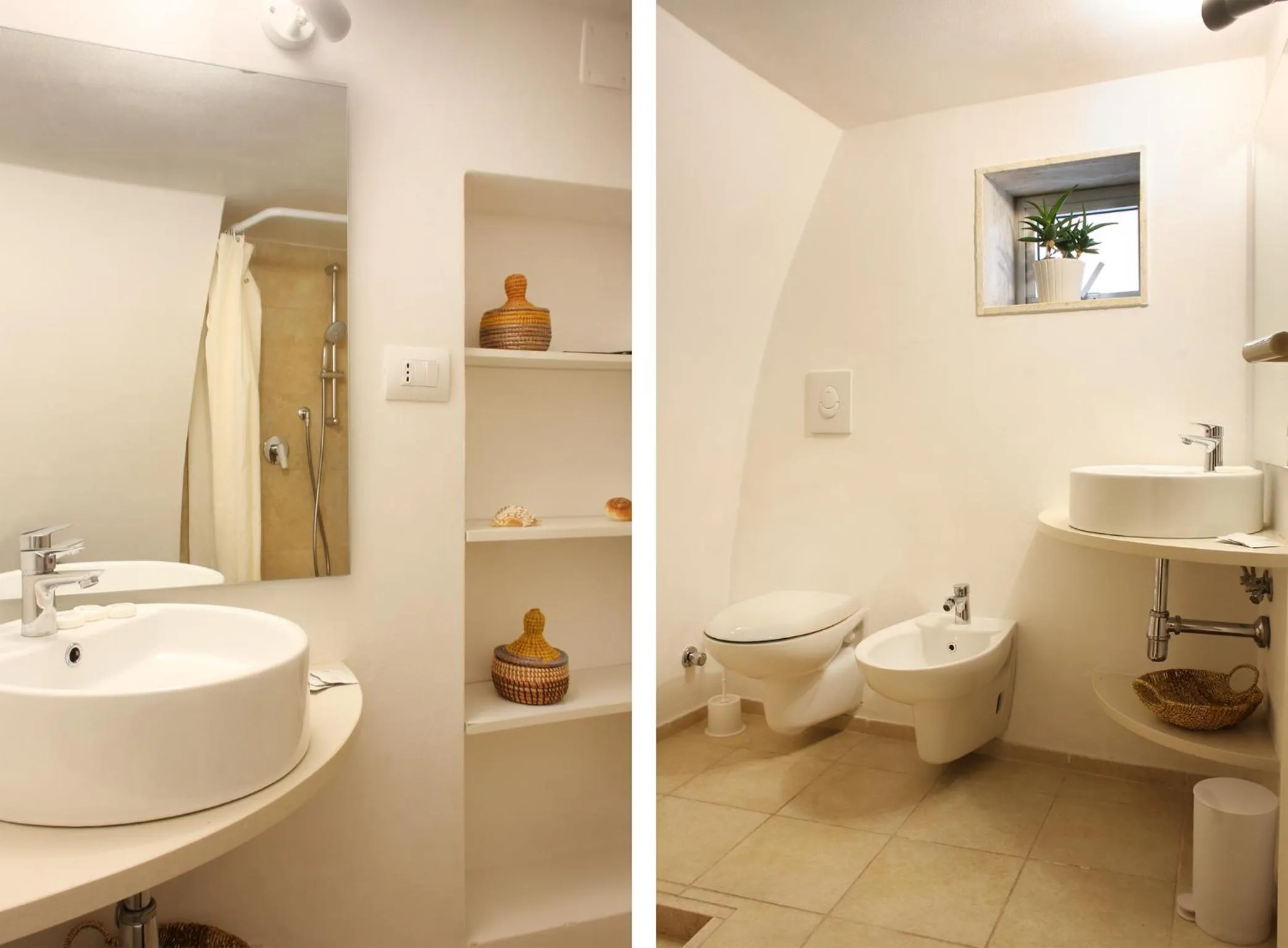 Toilet in Sea and Tradition b&b
