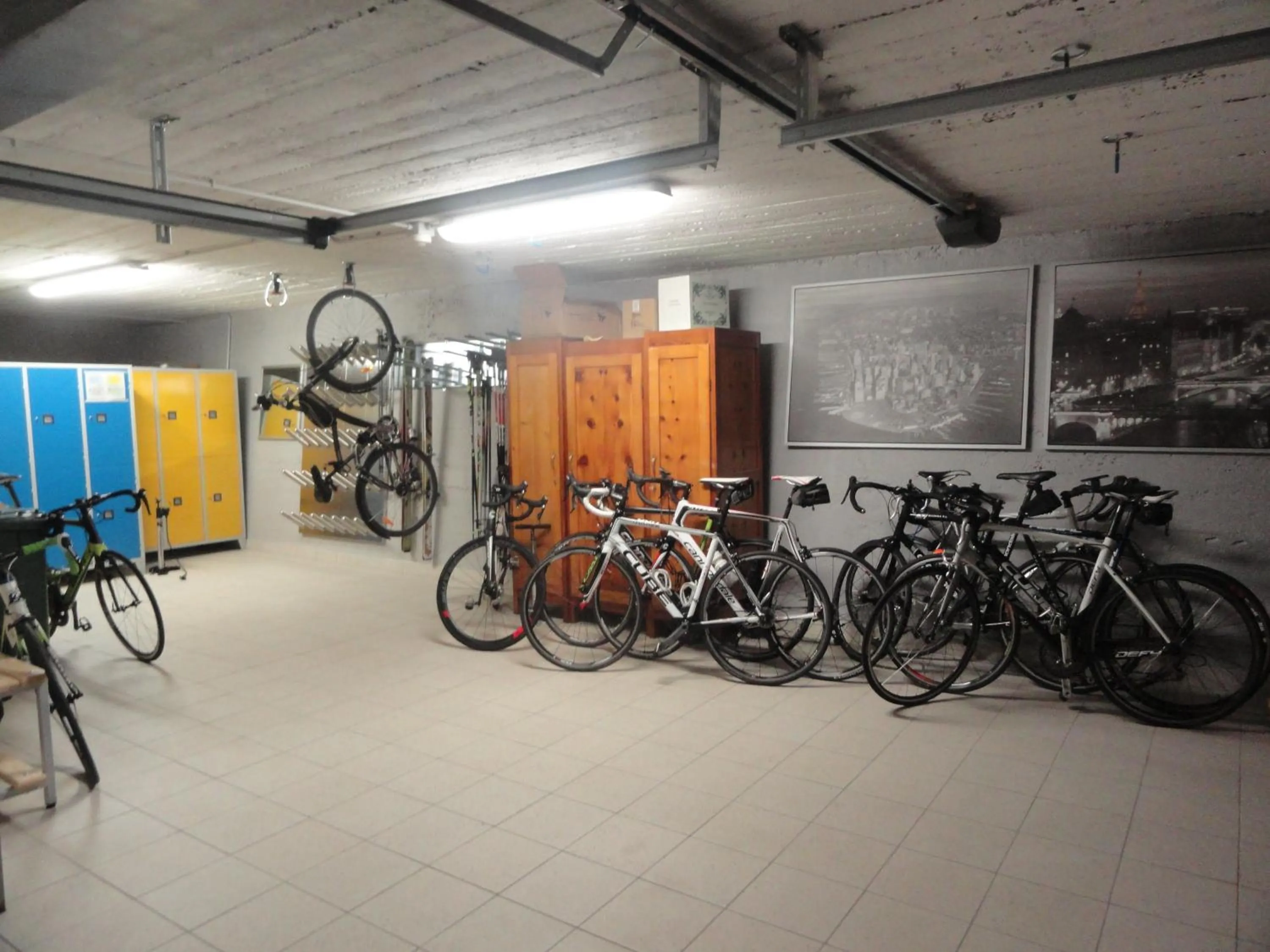 Cycling in La Casa di Armando