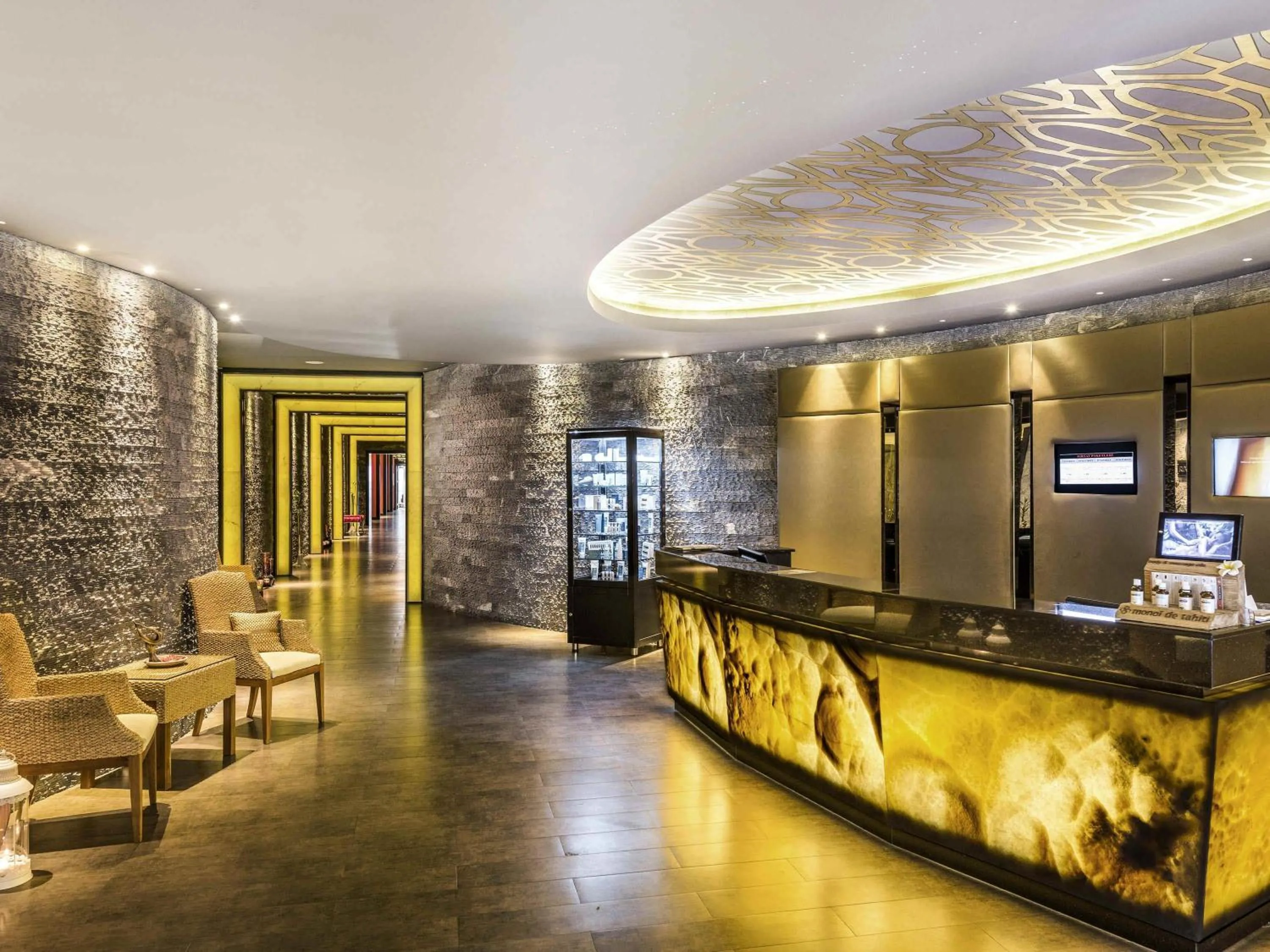 Restaurant/places to eat in Rixos Downtown Antalya - The Land Of Legends Access