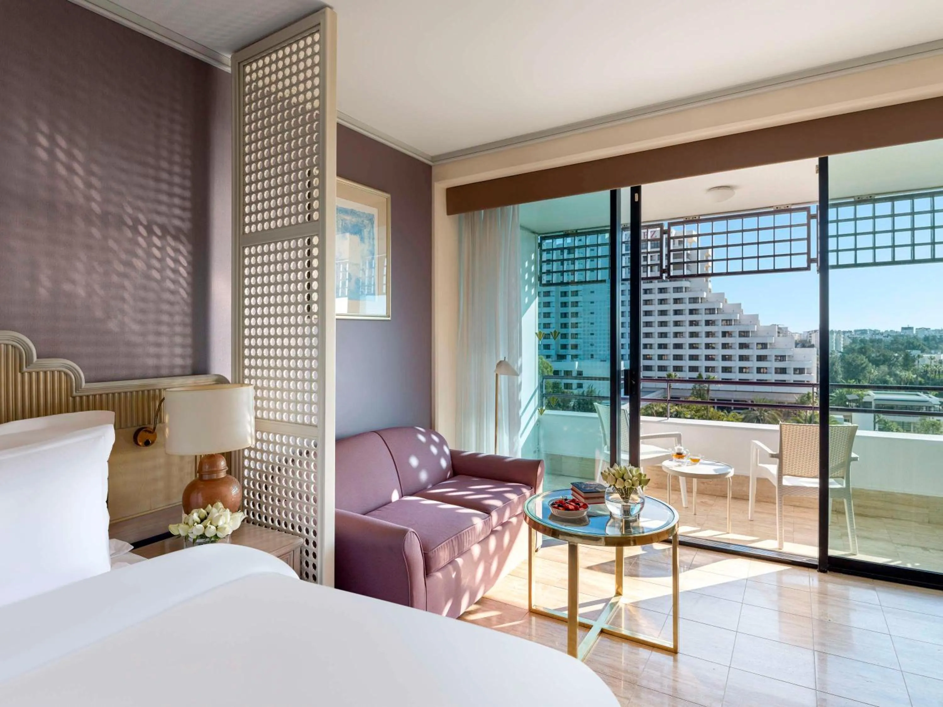 Bedroom, Bed in Rixos Downtown Antalya - The Land Of Legends Access