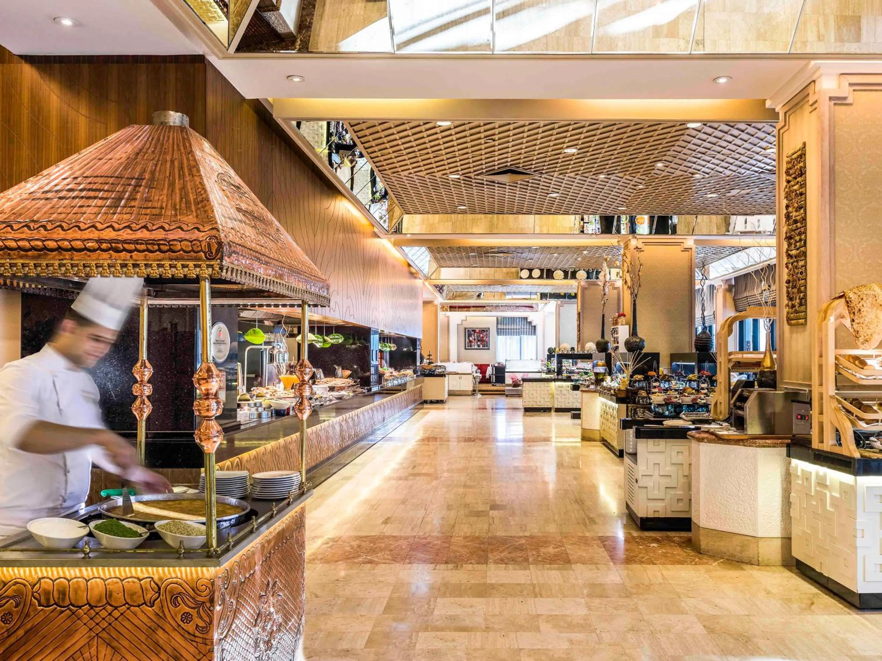 Restaurant/places to eat in Rixos Downtown Antalya - The Land Of Legends Access