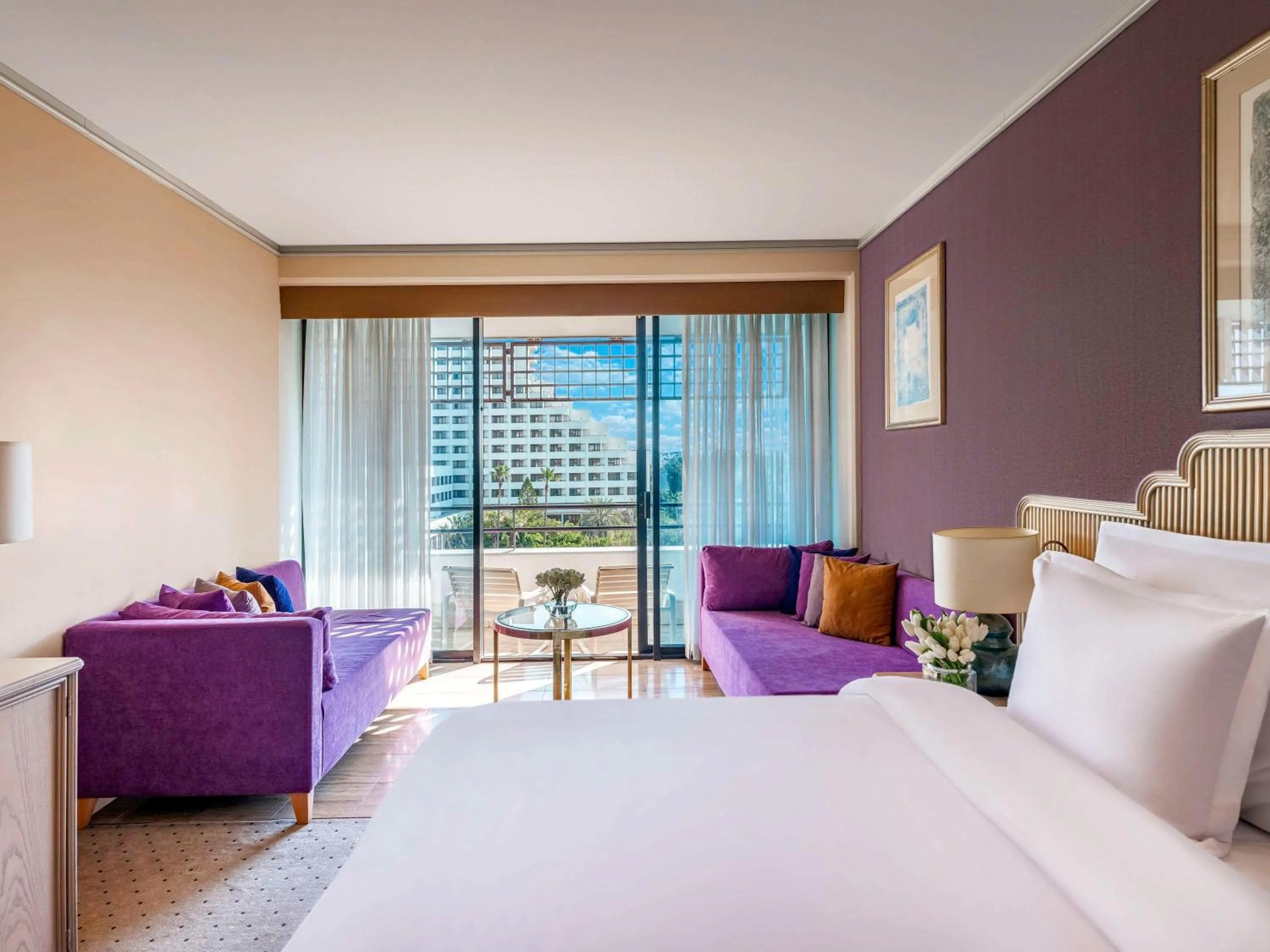 Bedroom, Bed in Rixos Downtown Antalya - The Land Of Legends Access