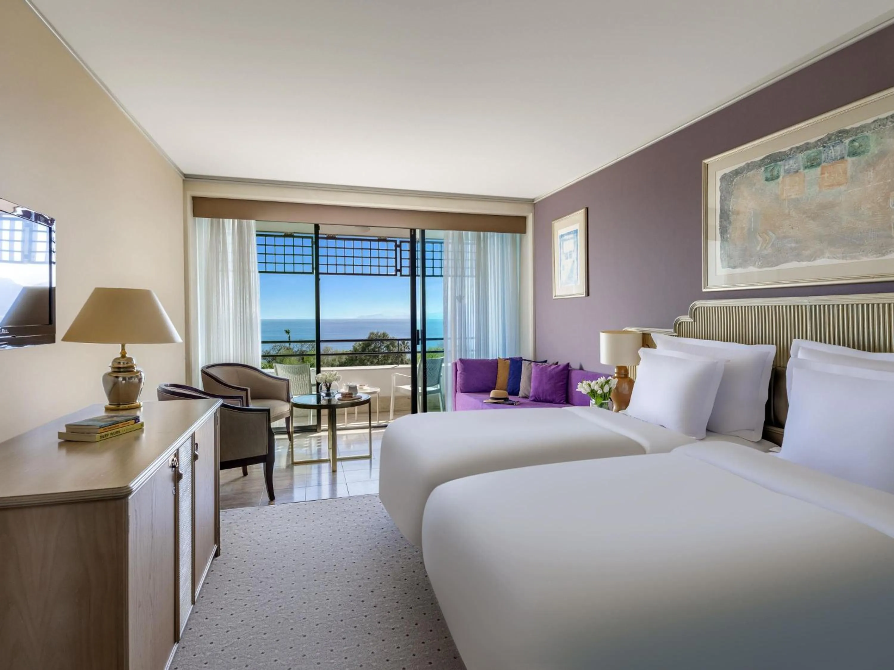 Bedroom, Bed in Rixos Downtown Antalya - The Land Of Legends Access