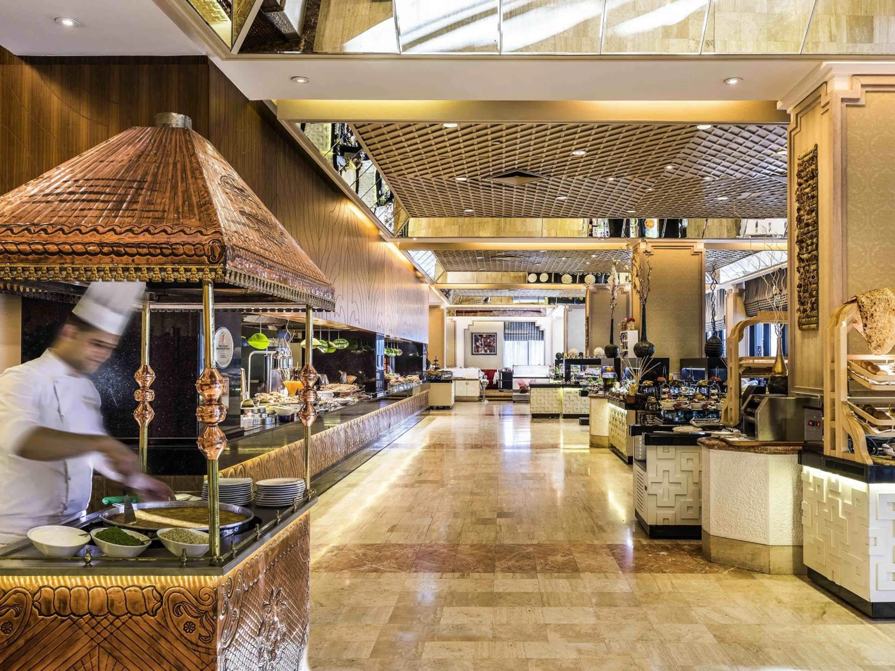 Restaurant/places to eat in Rixos Downtown Antalya - The Land Of Legends Access