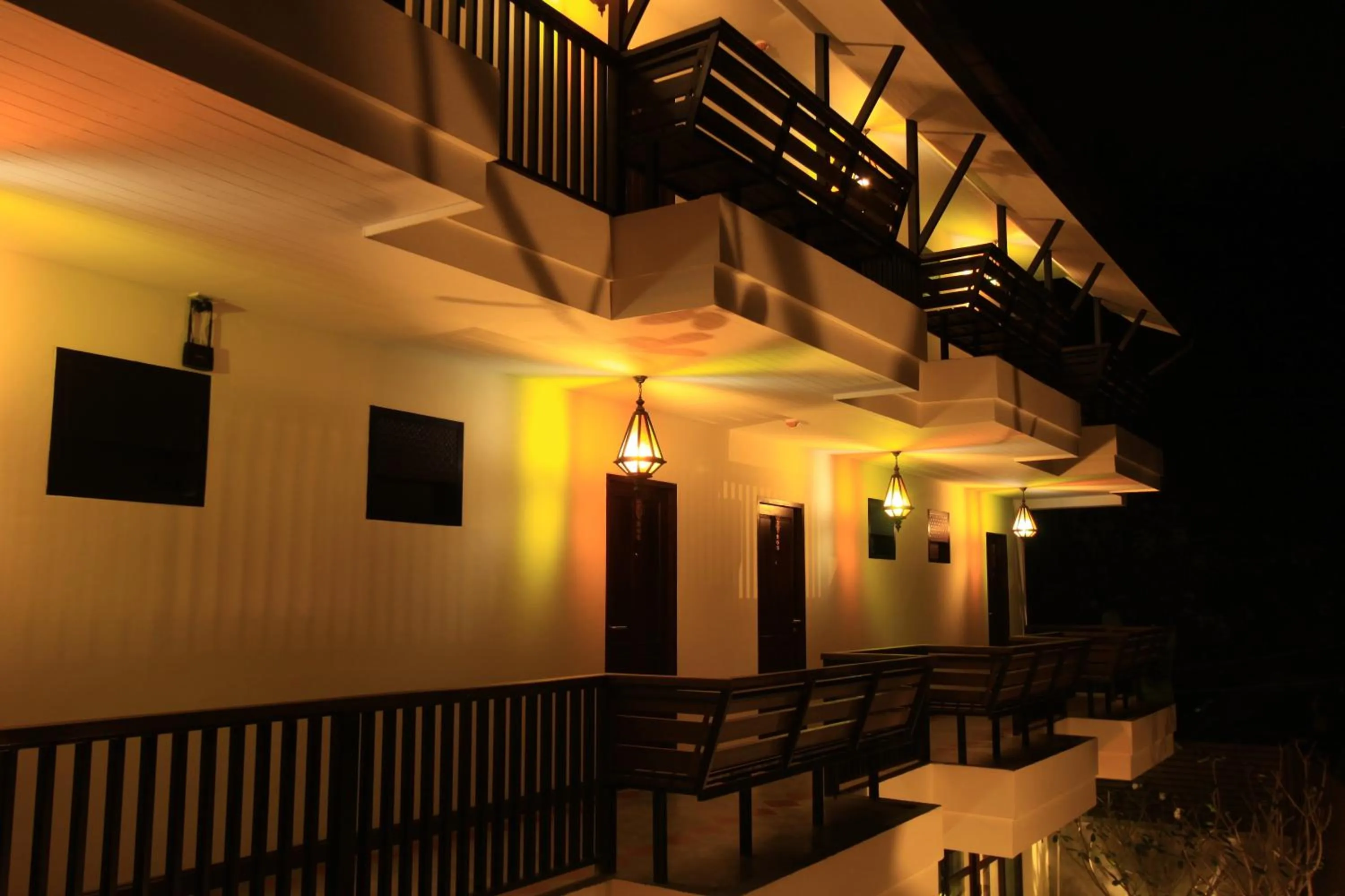 Facade/entrance in Baan Ratchiangsaen