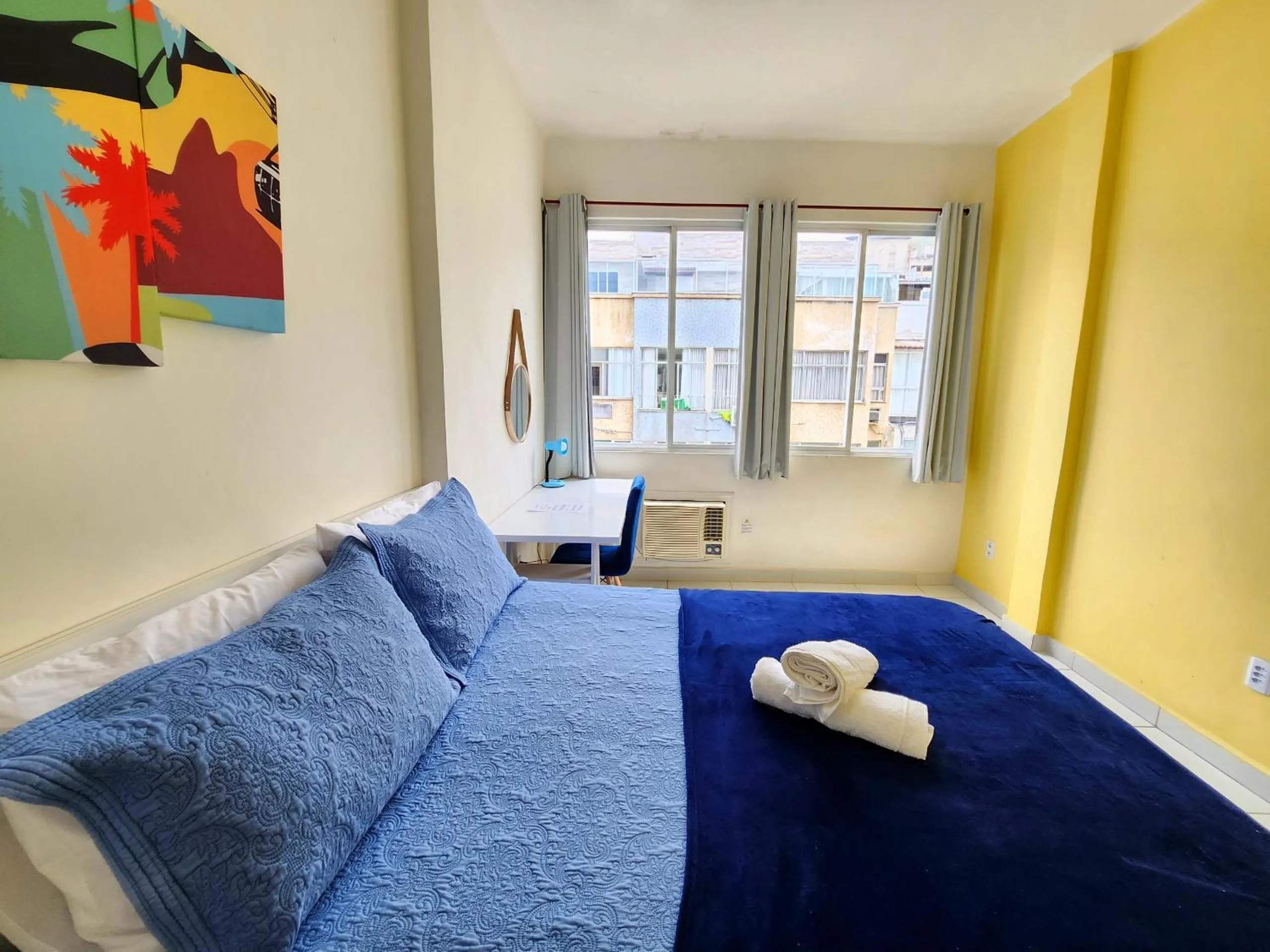 Bed in Q&Sala na Praia para 5 Pessoas