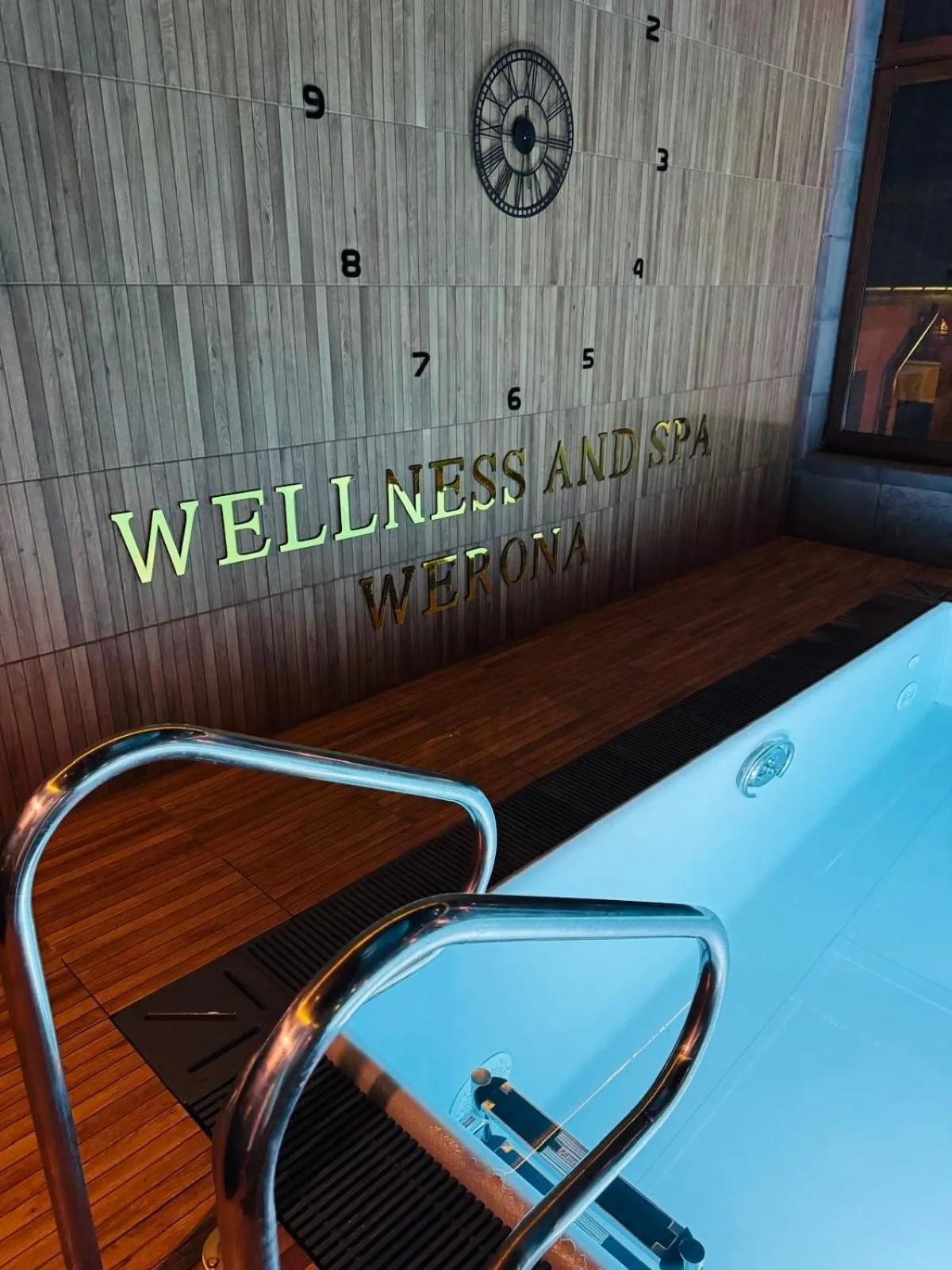 Swimming pool in Medical Wellness & SPA Werona