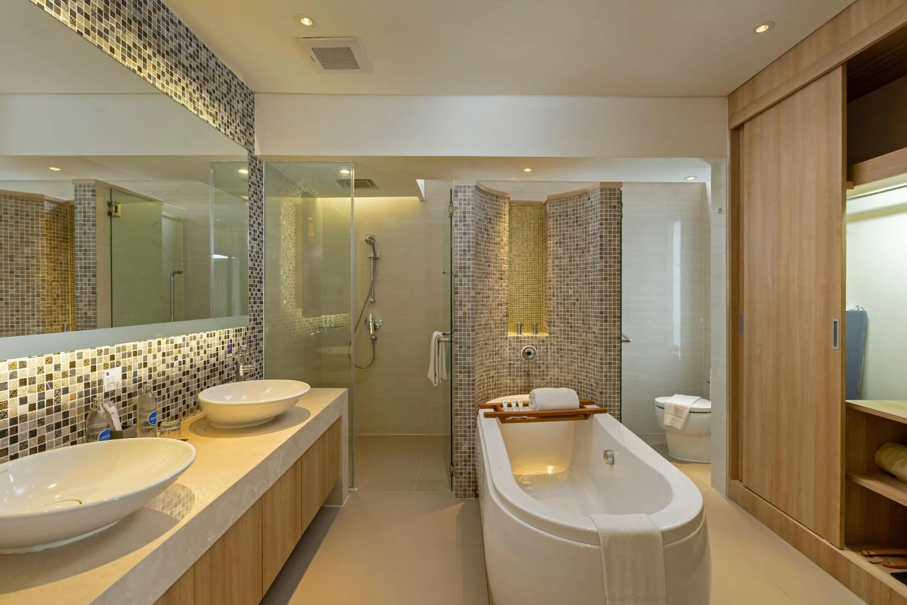 Bathroom in Grand Mercure Phuket Patong