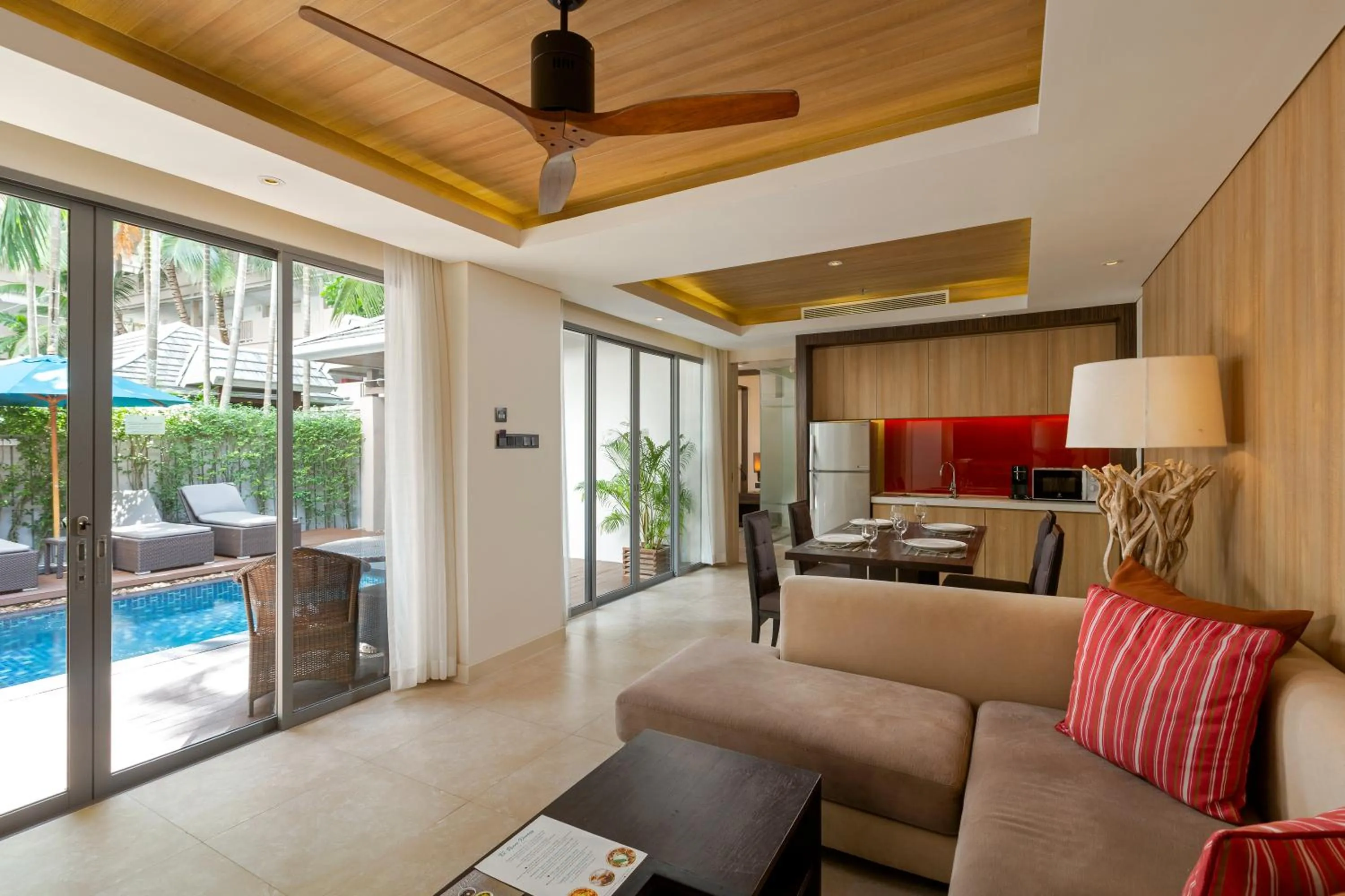 Living room in Grand Mercure Phuket Patong
