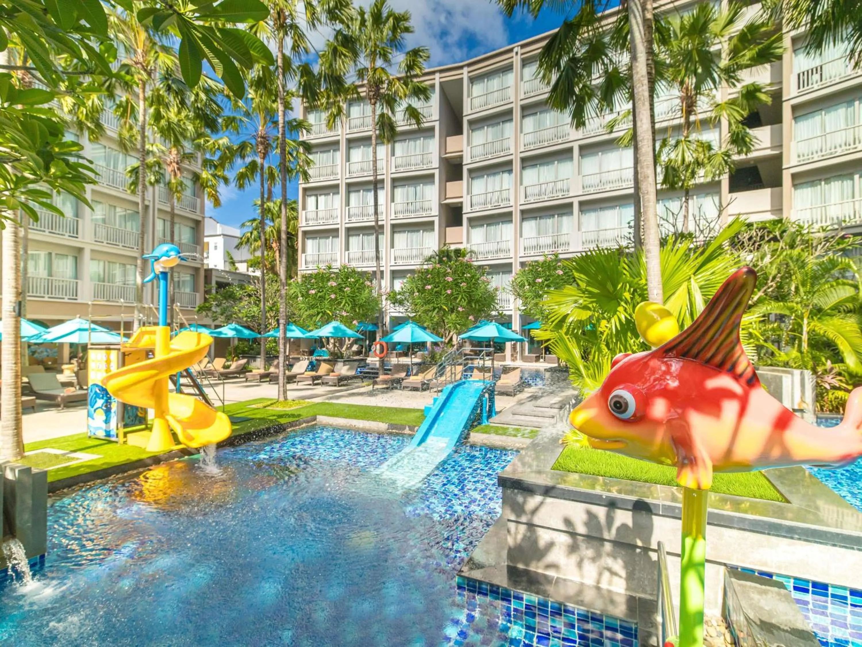 Property building in Grand Mercure Phuket Patong