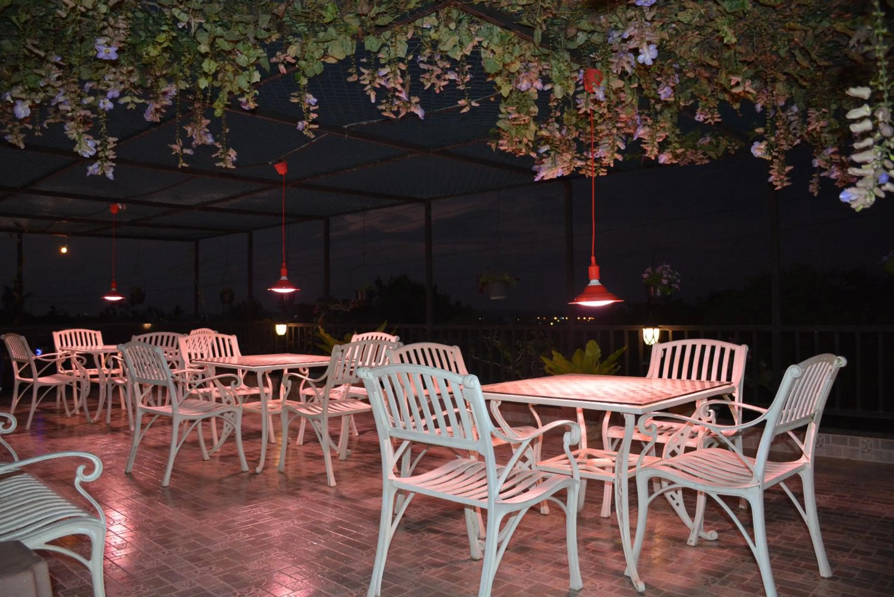 Communal lounge/ TV room in Villa Baywatch, Rumassala