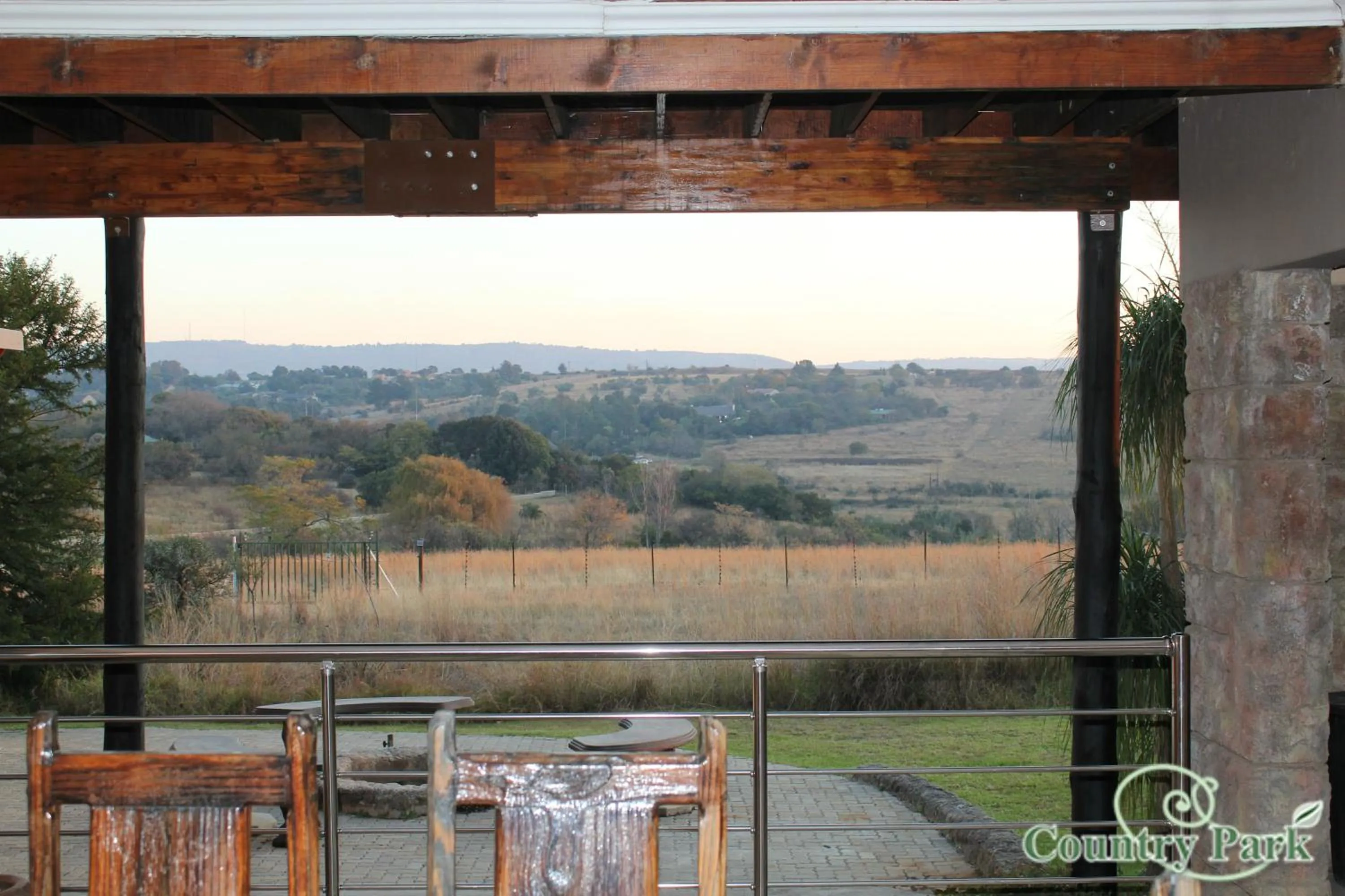 Mountain view in Country Park Guest House - Muldersdrift