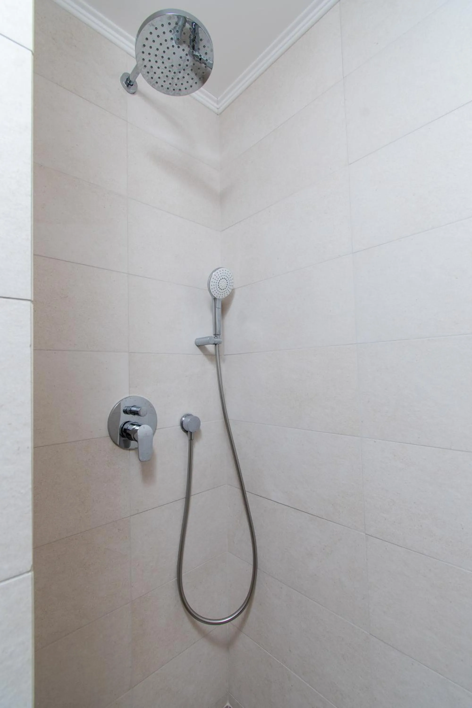 Shower in Unique Aura Luxury Studios