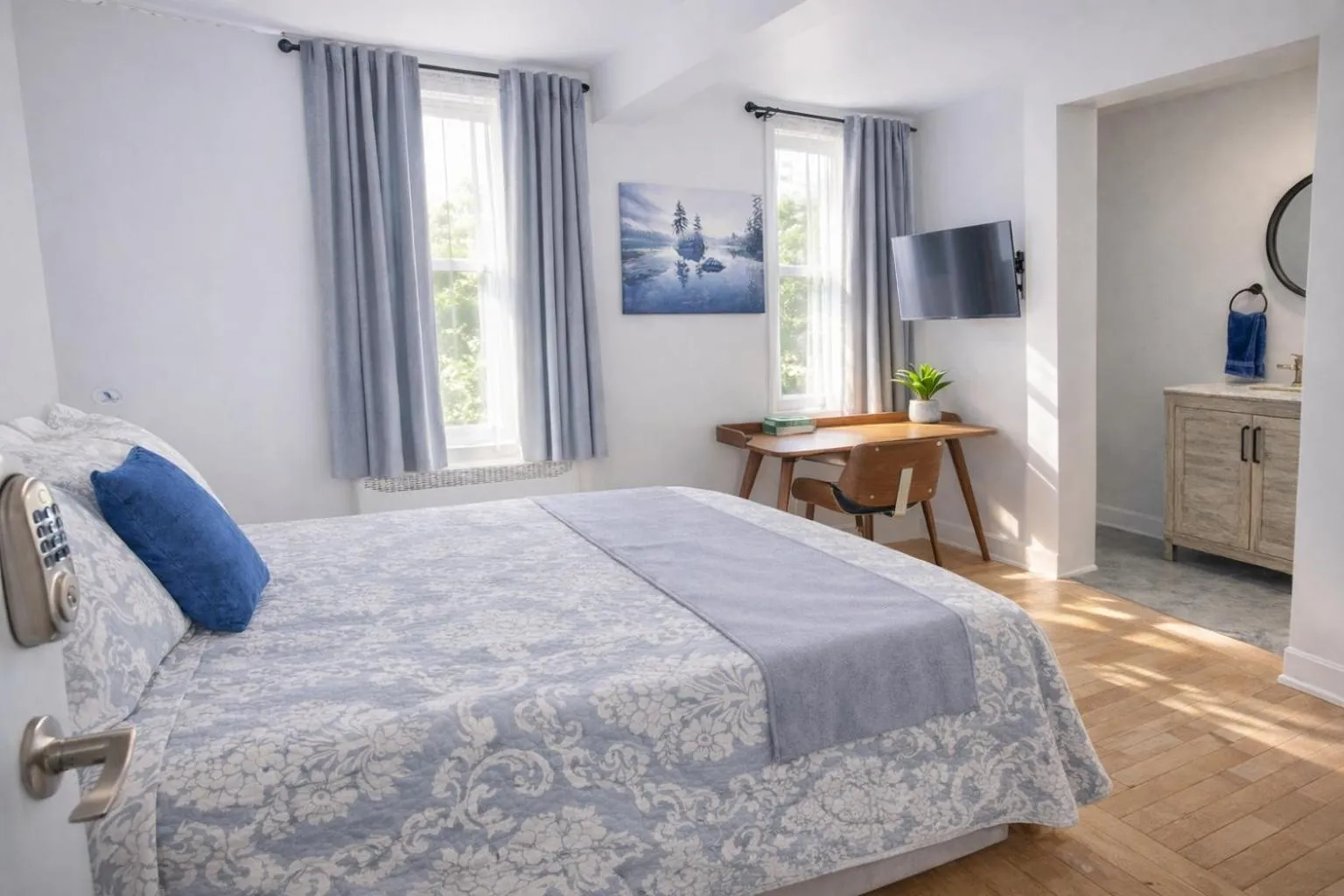 Bed in Auberge L'Orpailleur