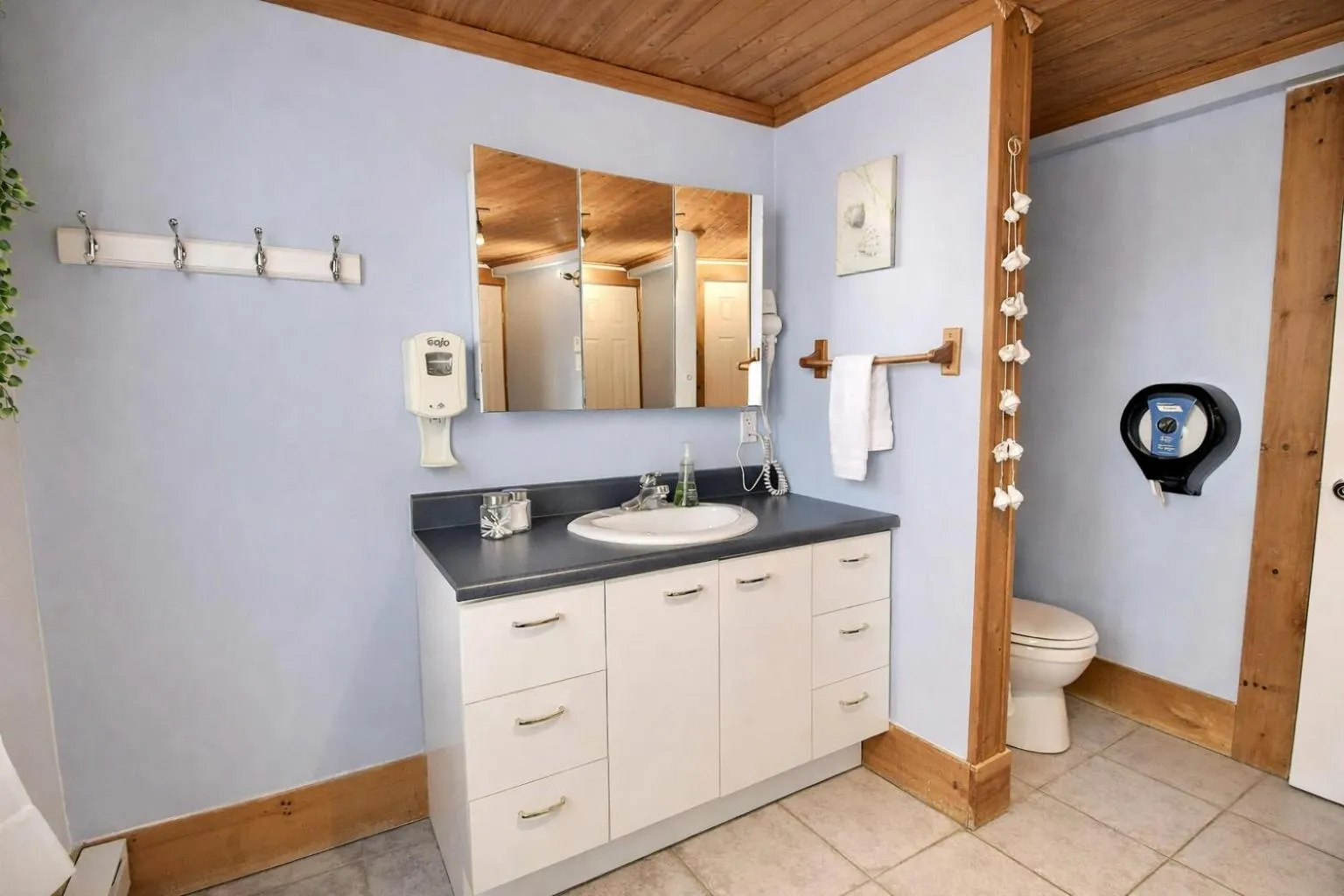 Bathroom in Auberge L'Orpailleur