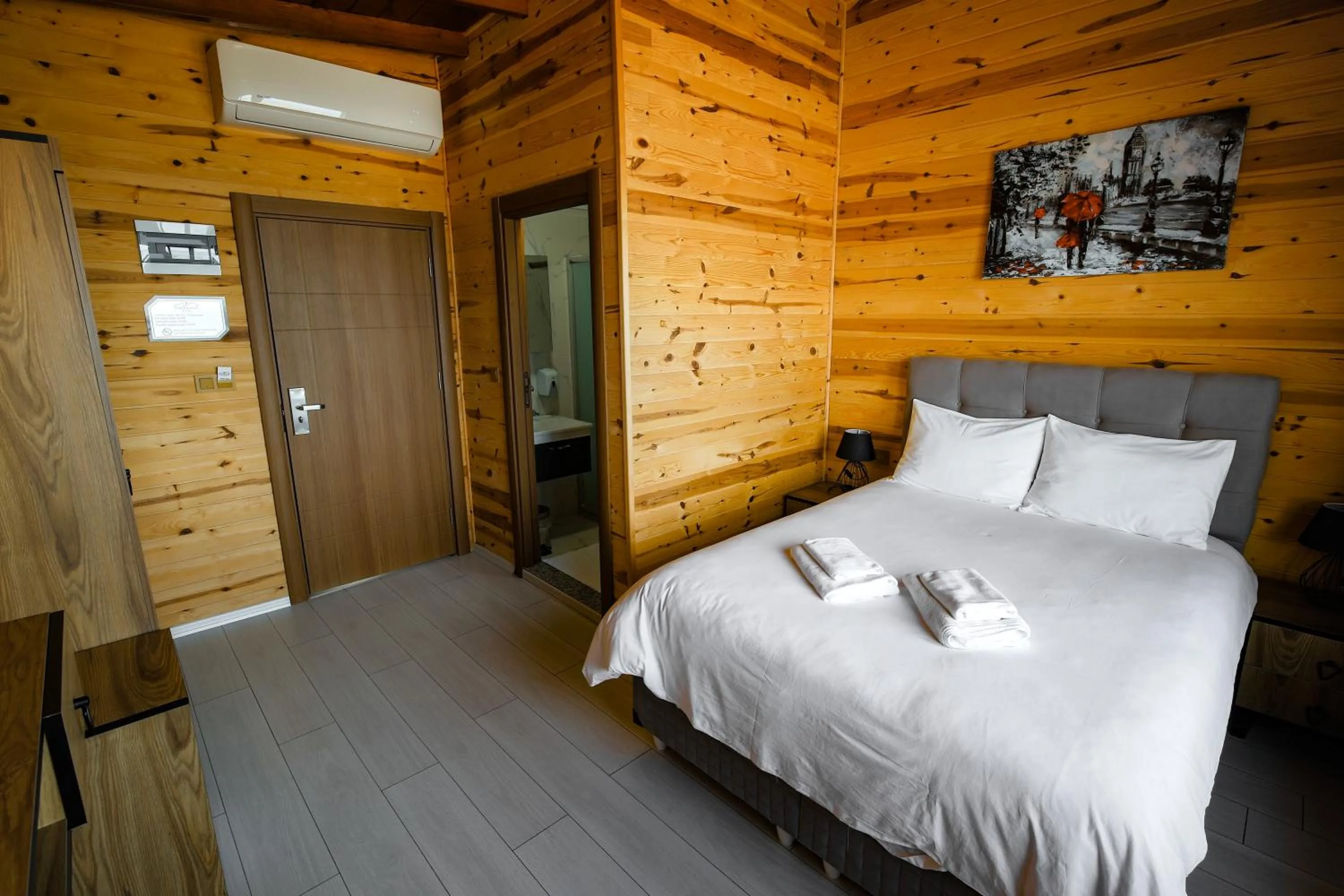 Bed in Sarı Köşk Hotel