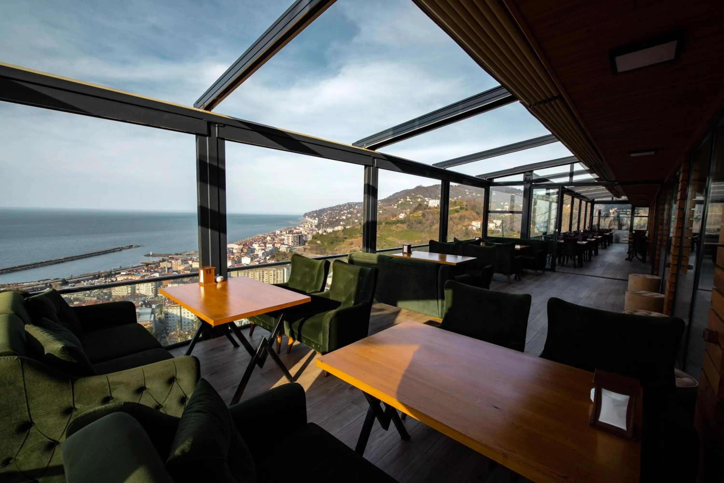 Restaurant/places to eat in Sarı Köşk Hotel