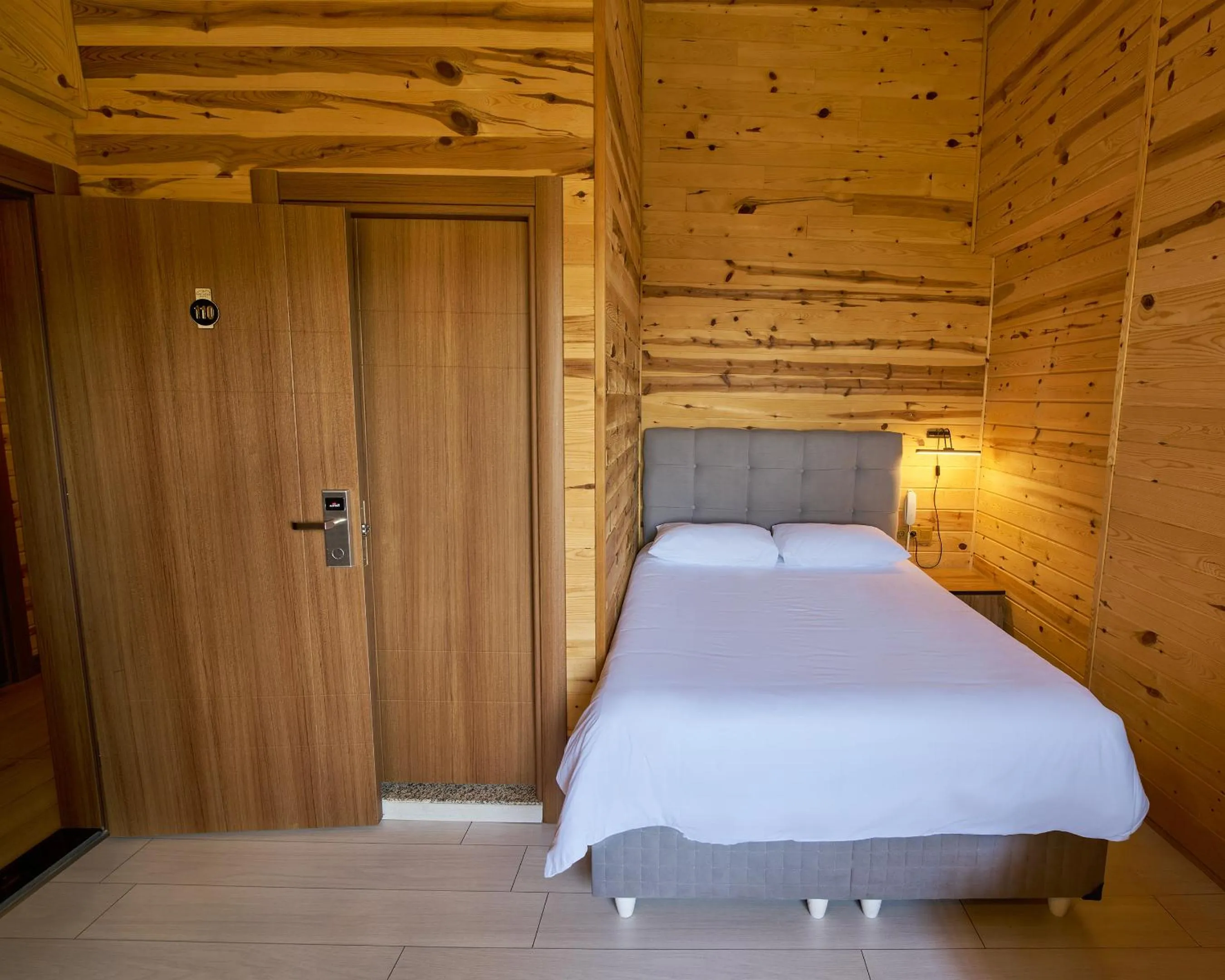 Bed in Sarı Köşk Hotel