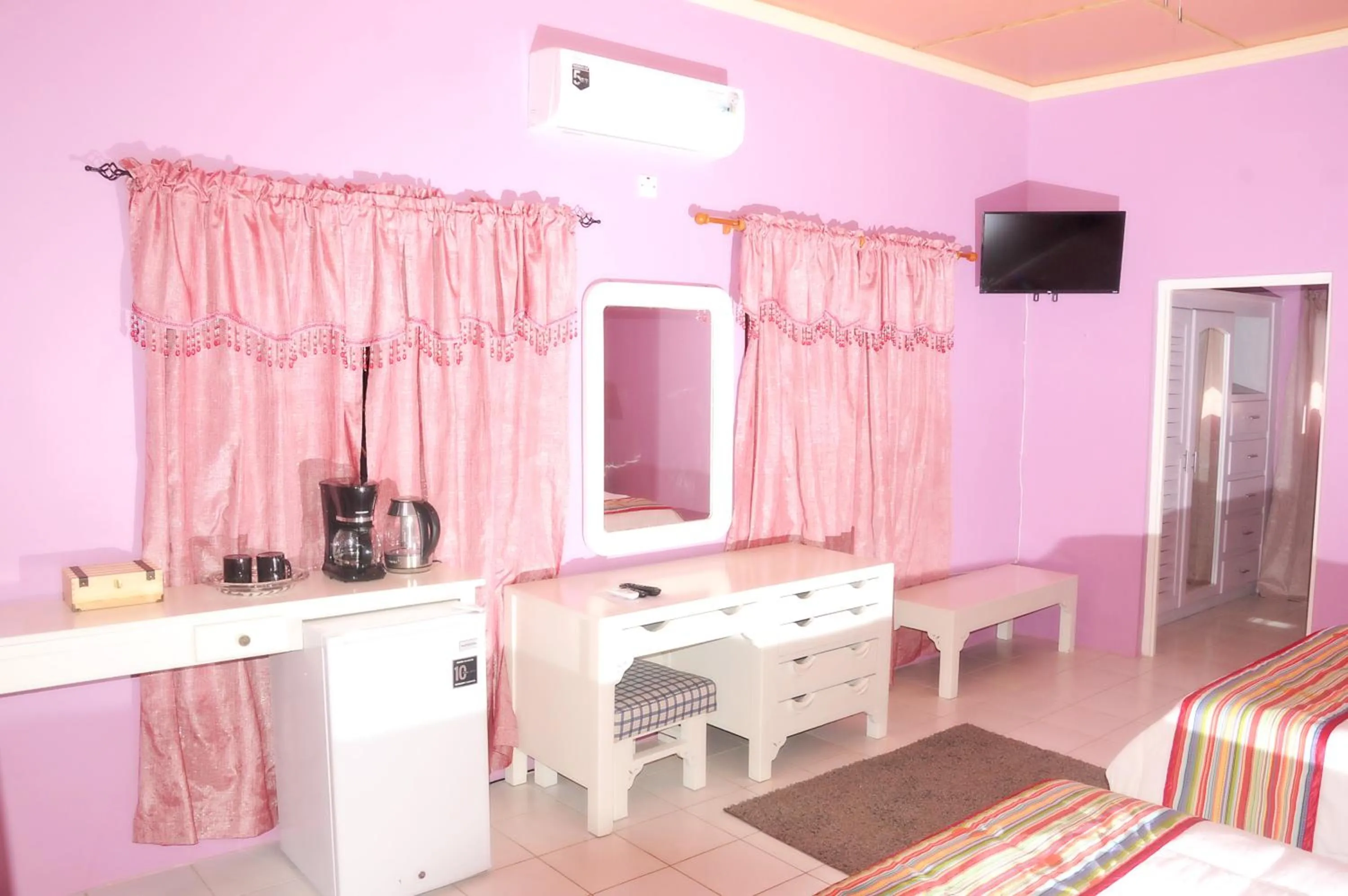 Bed in Vision with Dreams VIlla