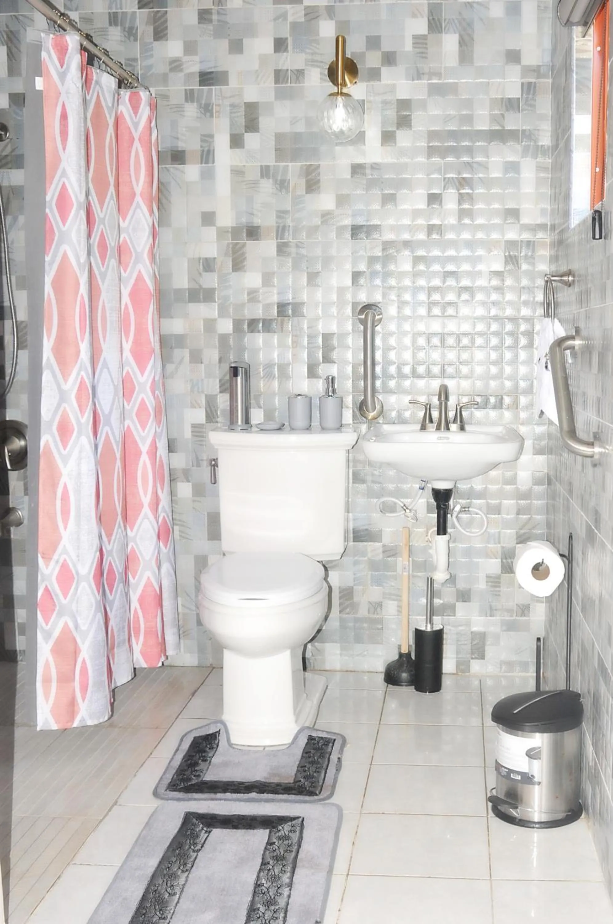 Shower in Vision with Dreams VIlla