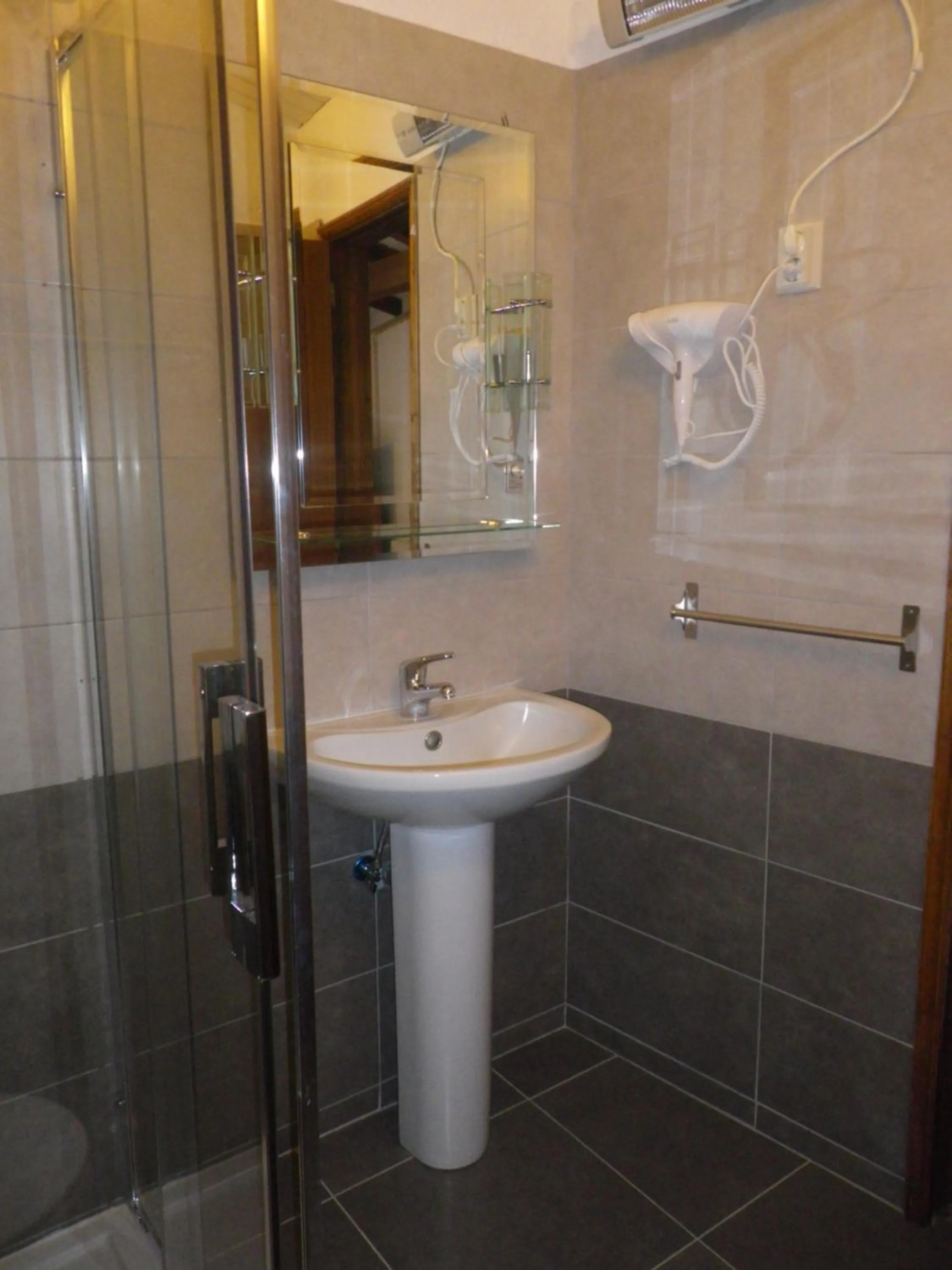 Bathroom in Casa da Bica Gondesende