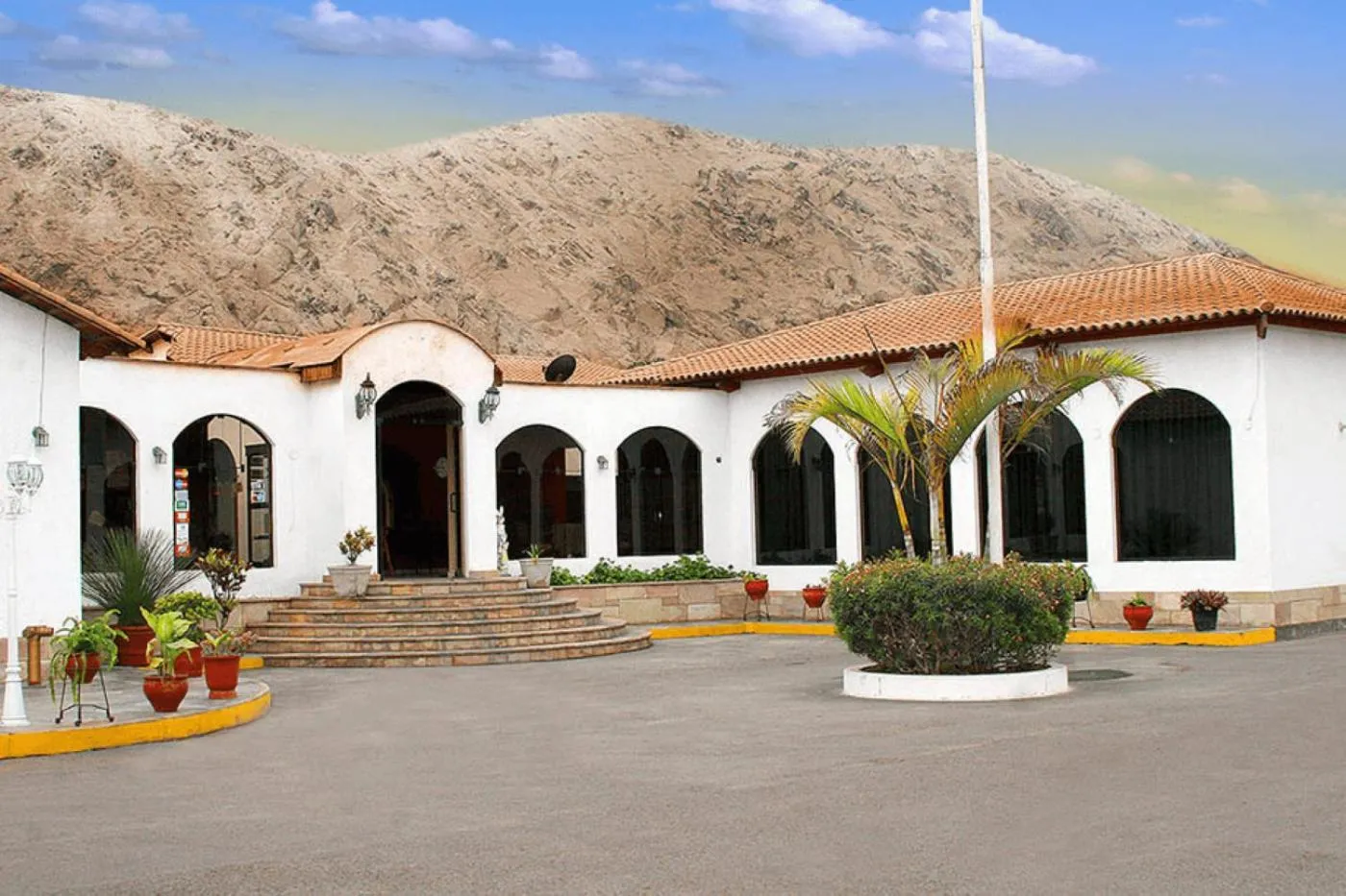 Facade/entrance in VPX Hoteles Cieneguilla