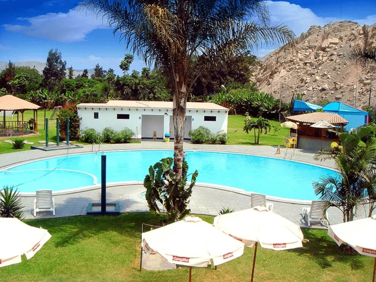 Pool view in VPX Hoteles Cieneguilla